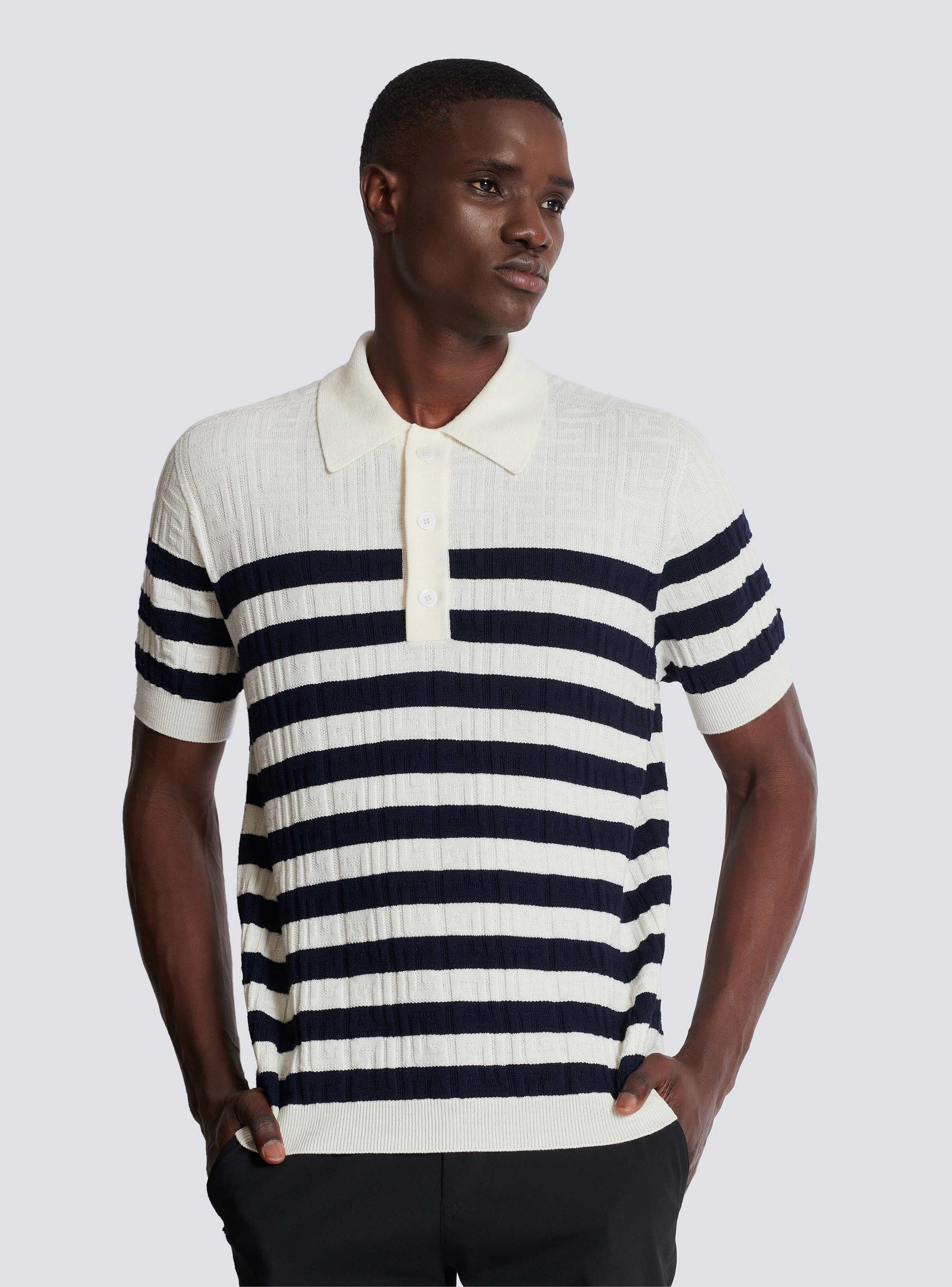 Tシャツ・カットソー BALMAIN SS25 'Coin' polo shirt (EH1GC026BC94 GAB) BALMAIN Coin Flock T-shirt Green - Clothing from Circle