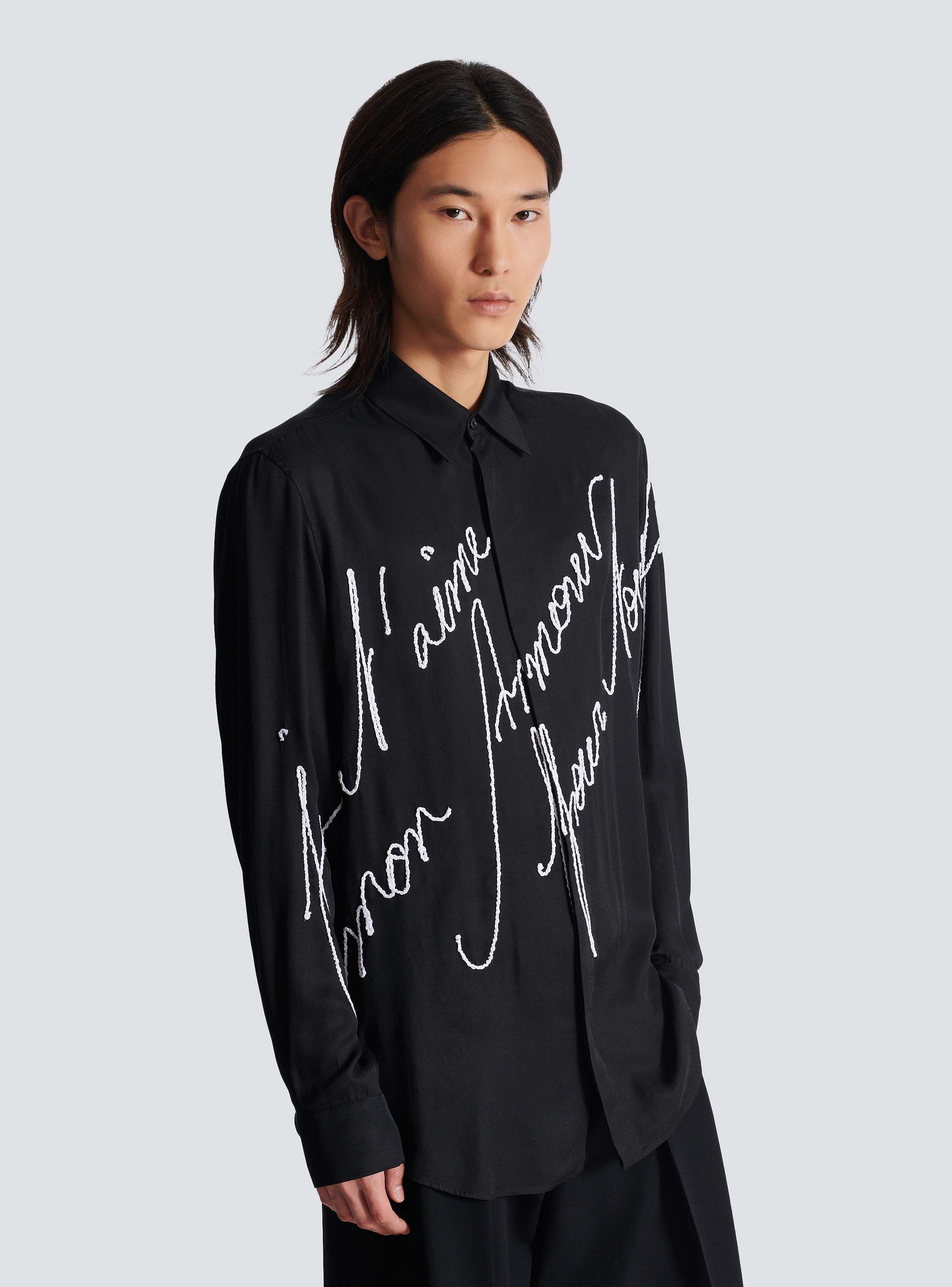 Loose shirt with "Love Letter" embroidery