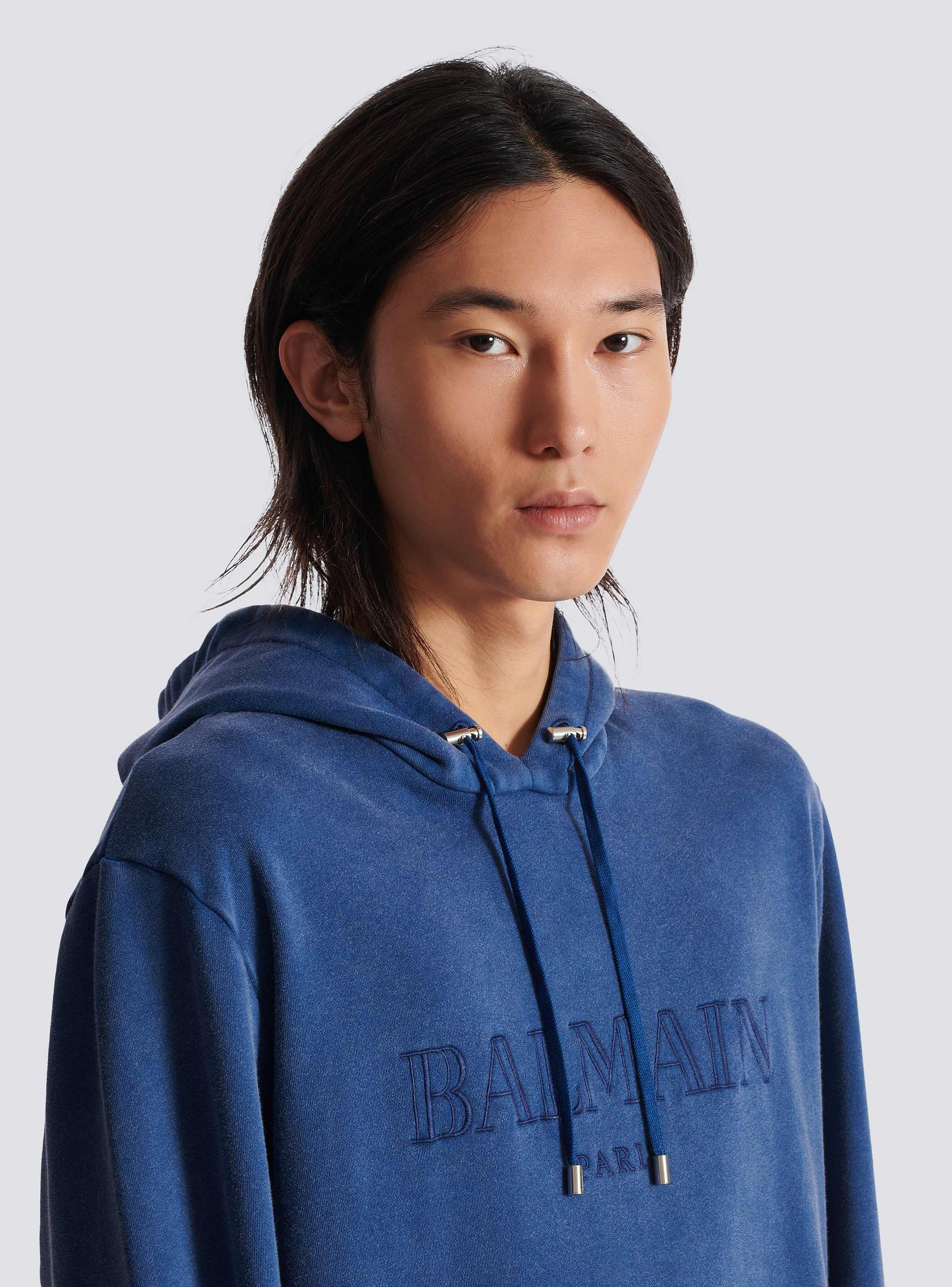パーカー・フーディ BALMAIN Men Sweater EH1JT047BC72SOS Blue Vintage Balmain embroidered hoodie - Men | BALMAIN