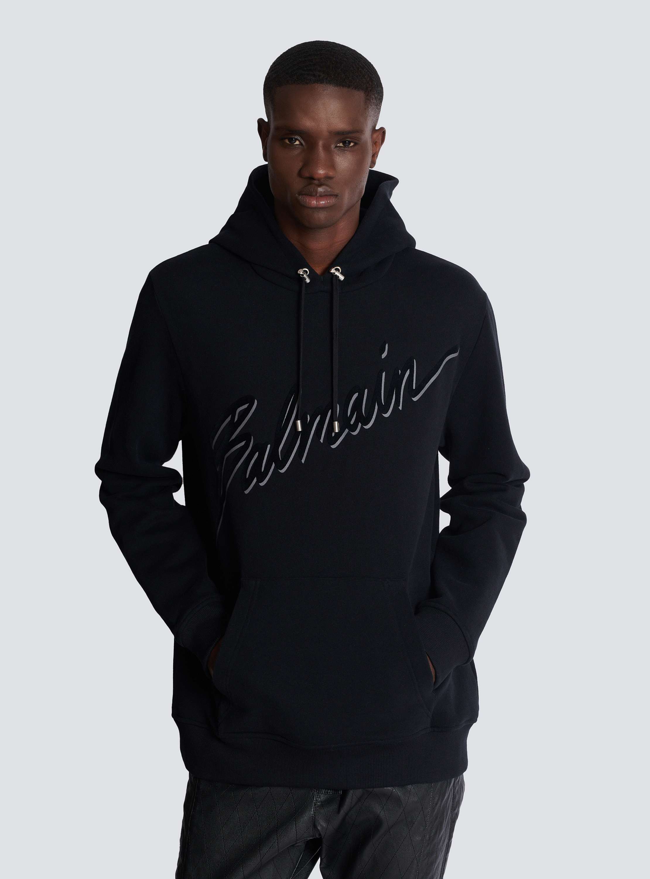 激安の Flocked Balmain Letter hoodie black - Men | BALMAIN トップス