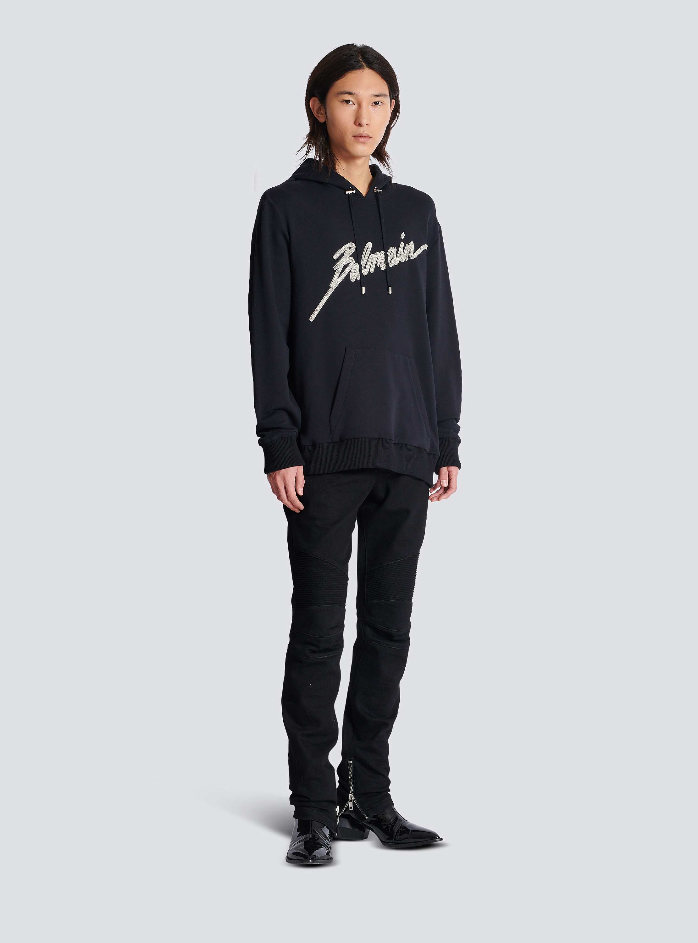 【Balmain】OVERSIZED LS HOODIE◆EH1JT047BC86 Flocked Balmain Letter hoodie - Men | BALMAIN
