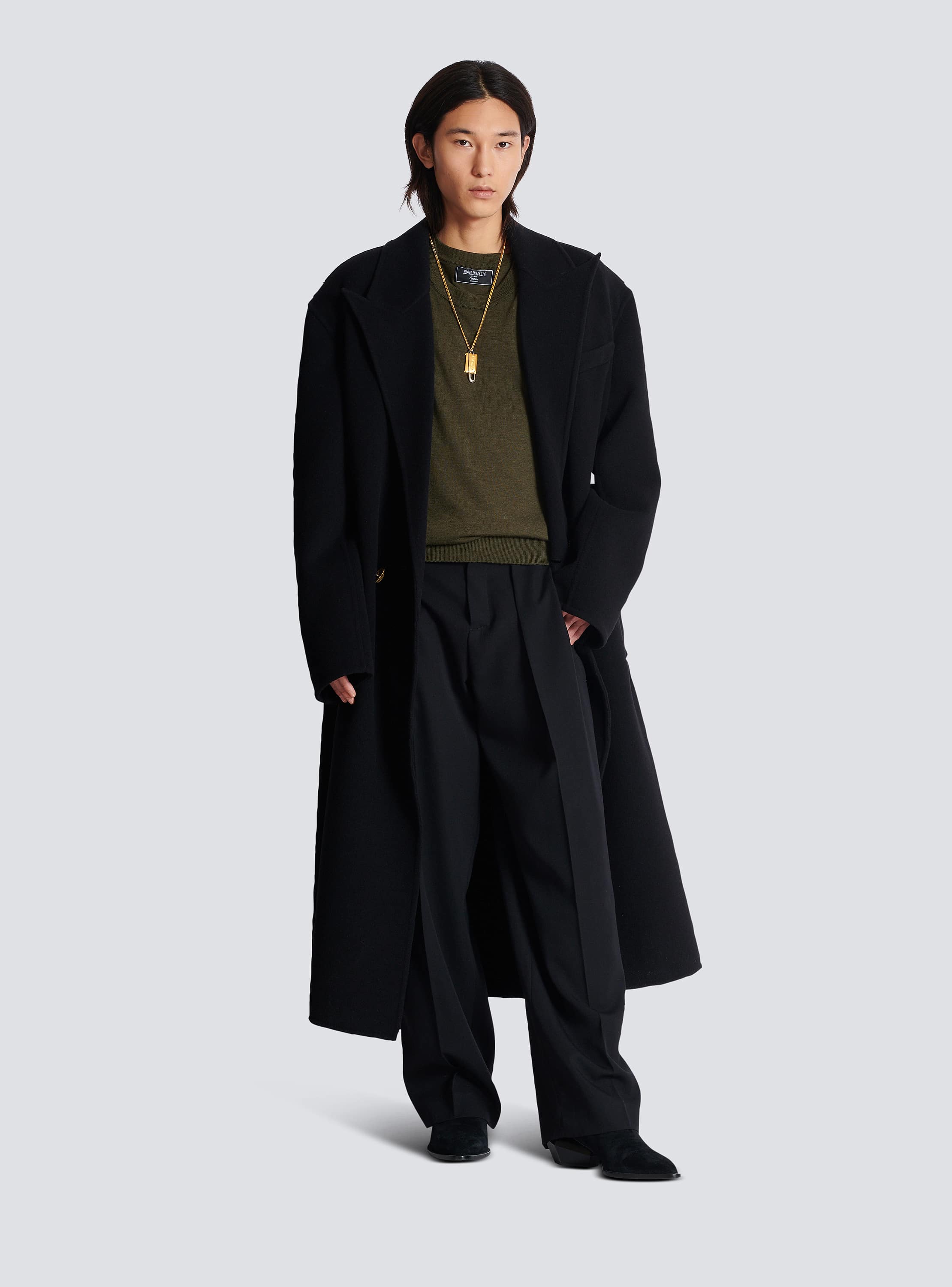 【送料&関税込】Balmain Logo Patch Double-collar Knit Sweate Balmain Logo Patch Double-Collar Knit Sweater – Cettire