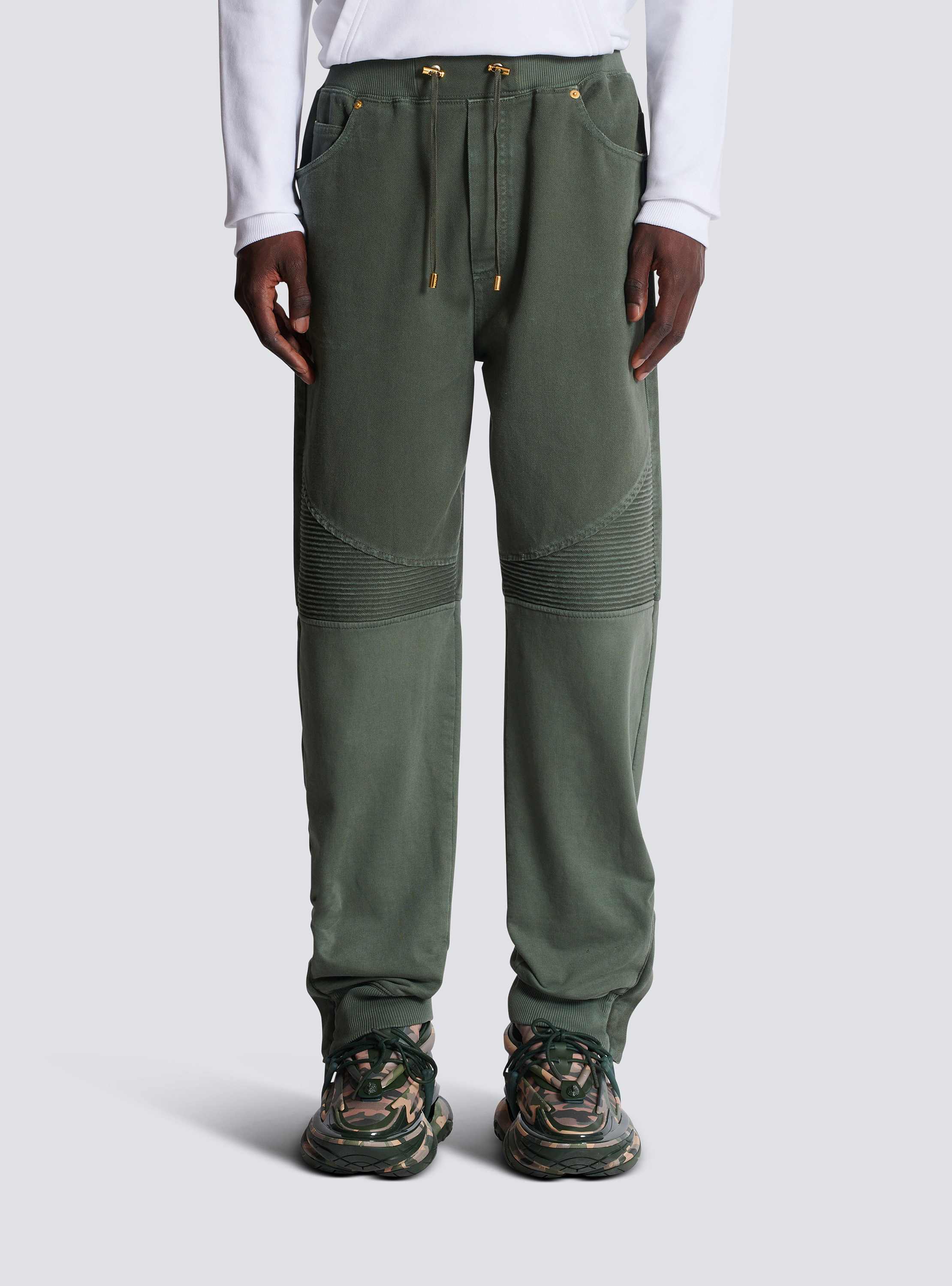 Loose-fit denim and jersey jeans