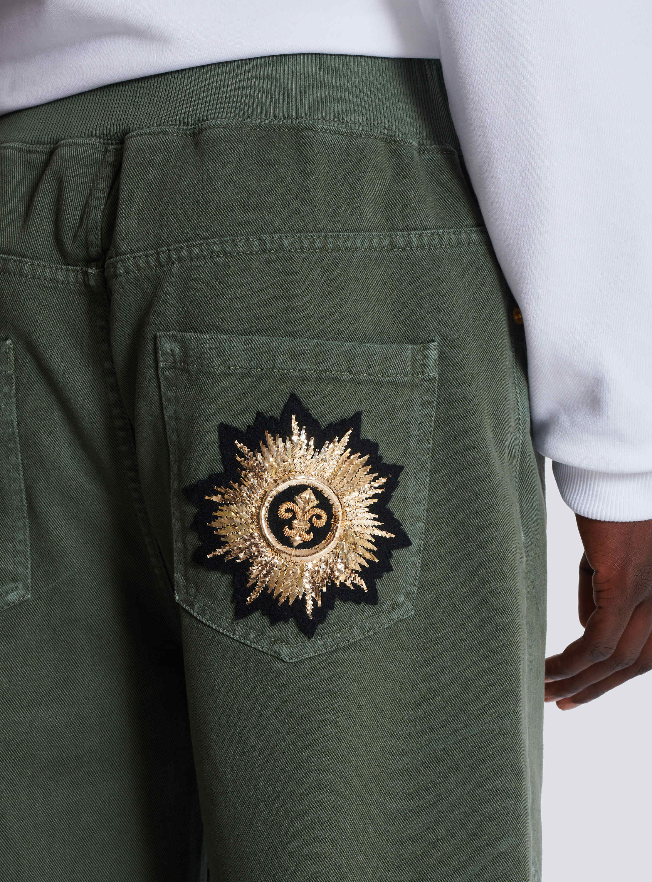 Loose-fit denim and jersey jeans