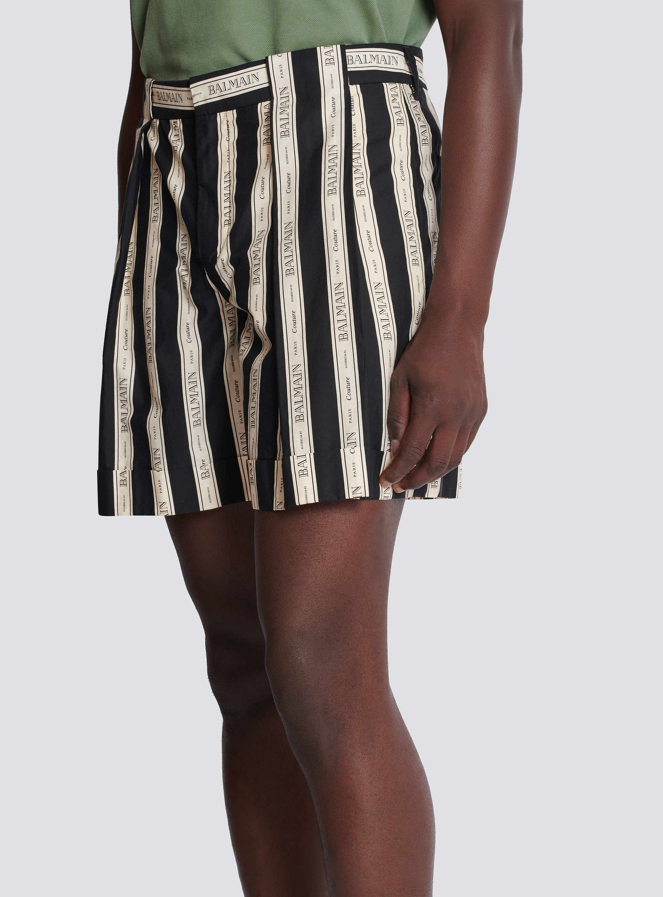 Jacquard pleated shorts