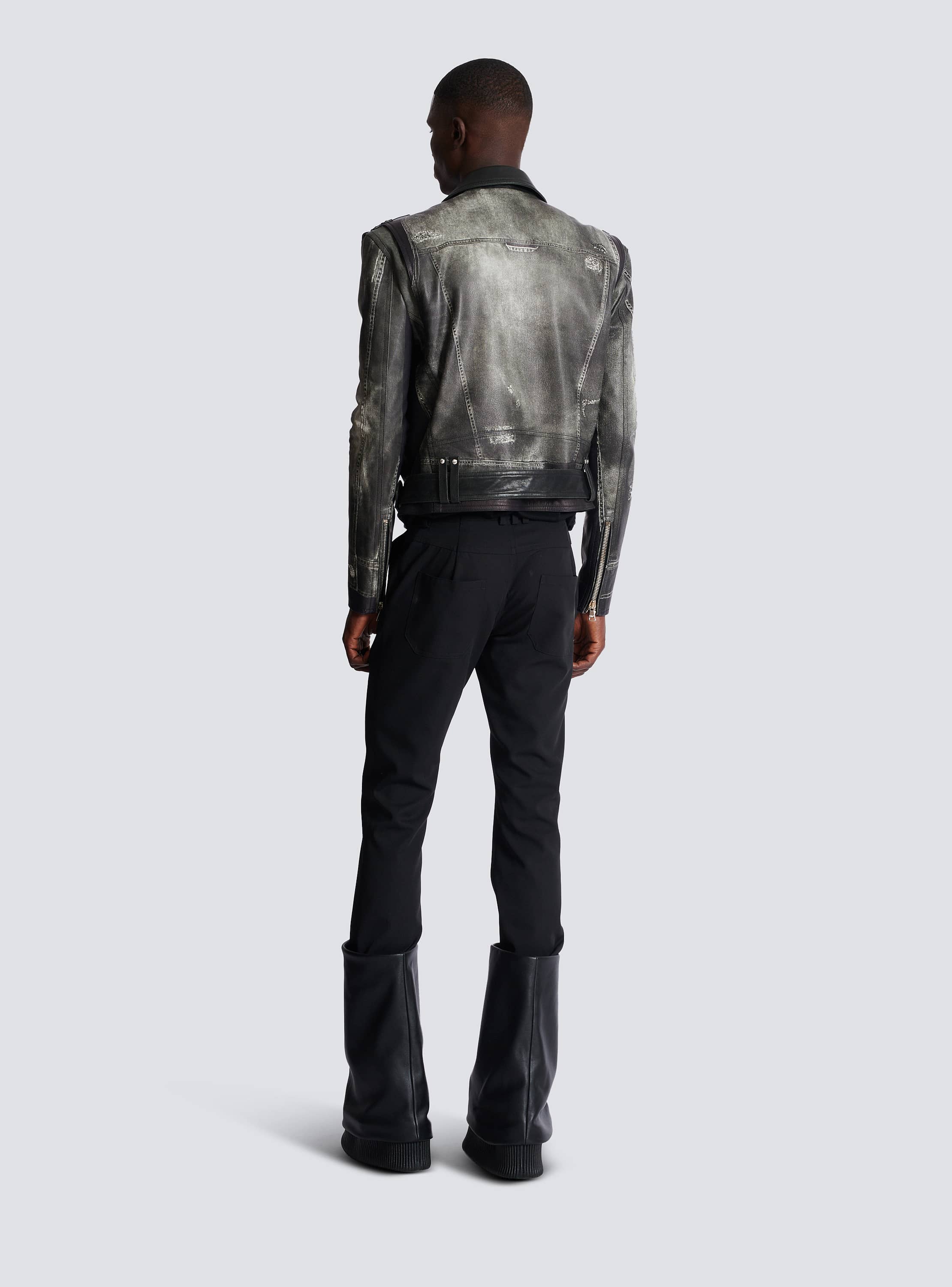 希少XL✨ BALMAIN レザーコート アイボリー 羊革 裏地総柄 フード着脱 Leather biker jacket with trompe-l'œil T-shirt print black