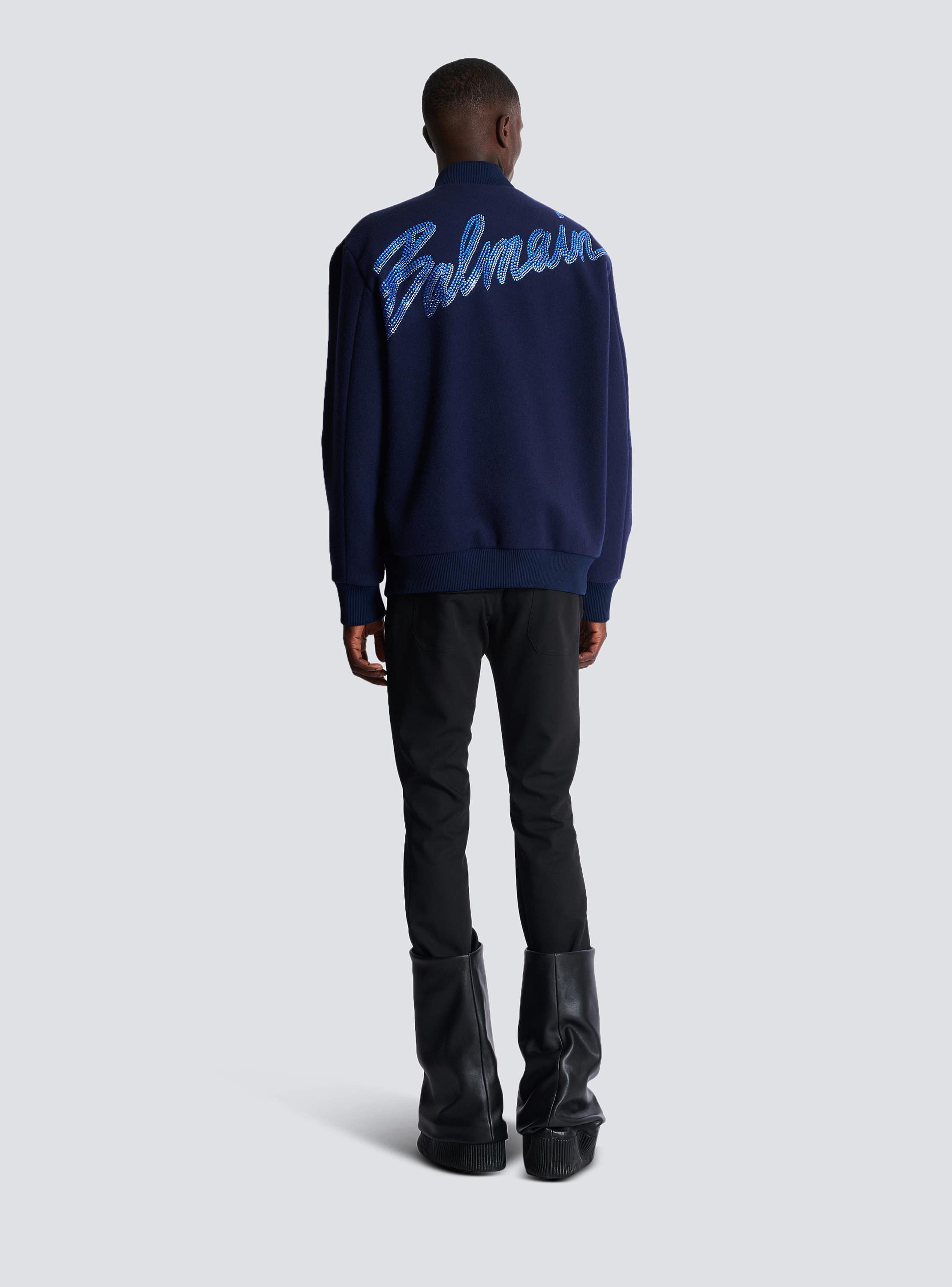 【SALE】Balmain シグネチャー エンブロイダリー ルーズフィット Balmain ヴィンテージ エンブロイダリー ルーズフィットTシャツ
