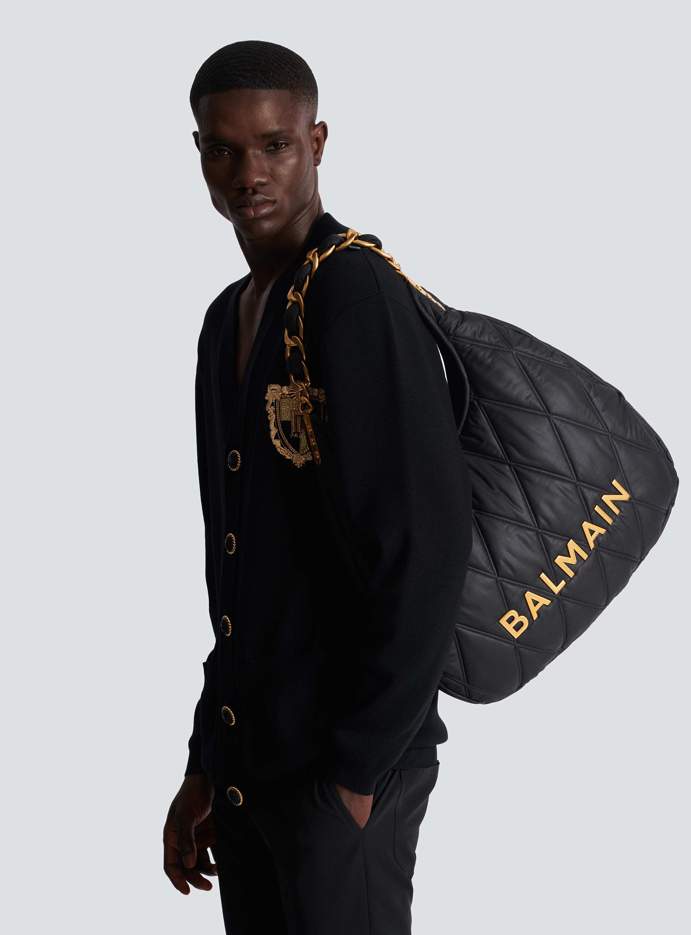 Balmain☆VIP価格 1945 カバ トップハンドルバッグ 1945 Soft Hobo bag in embossed crinkled calfskin with a PB