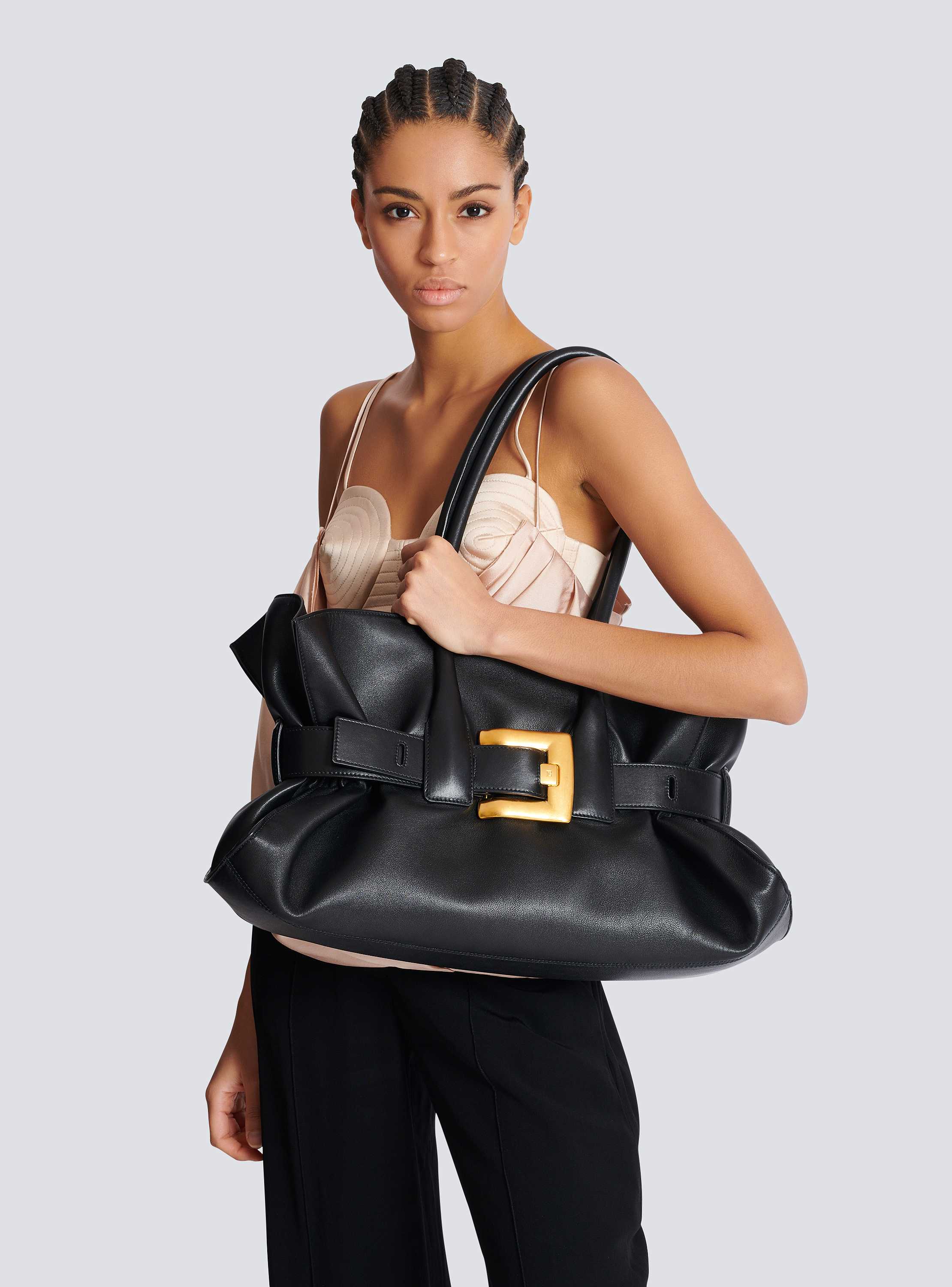 ハンドバッグ BALMAIN Woman Handbag Black EN1FF939TJDC GFE BALMAIN: Handbag woman - Black | Balmain handbag
