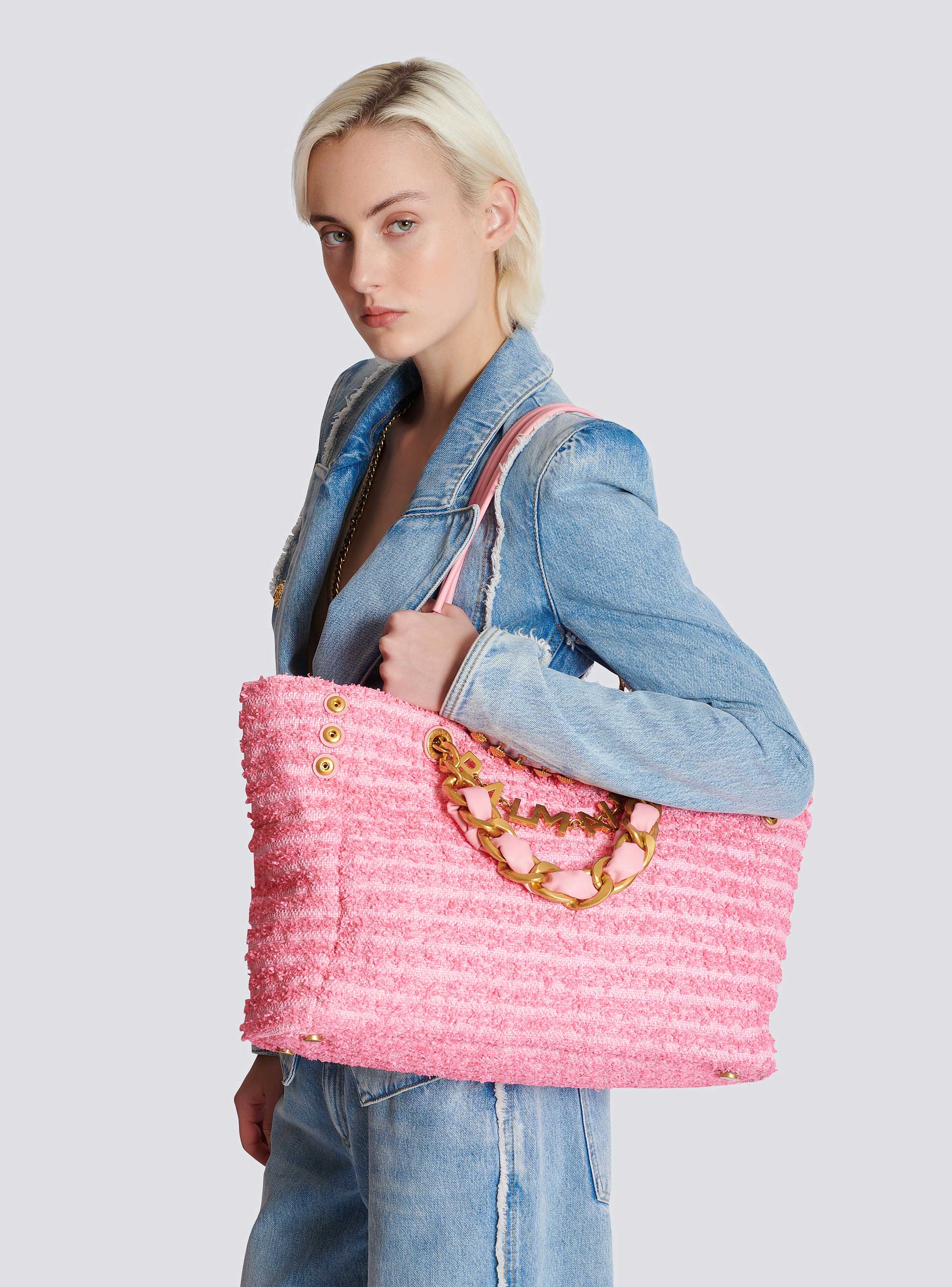 【関税＆送料込み】Balmain 1945 Soft Tote 1945 Soft tote bag in grained calfskin pink - Women | BALMAIN