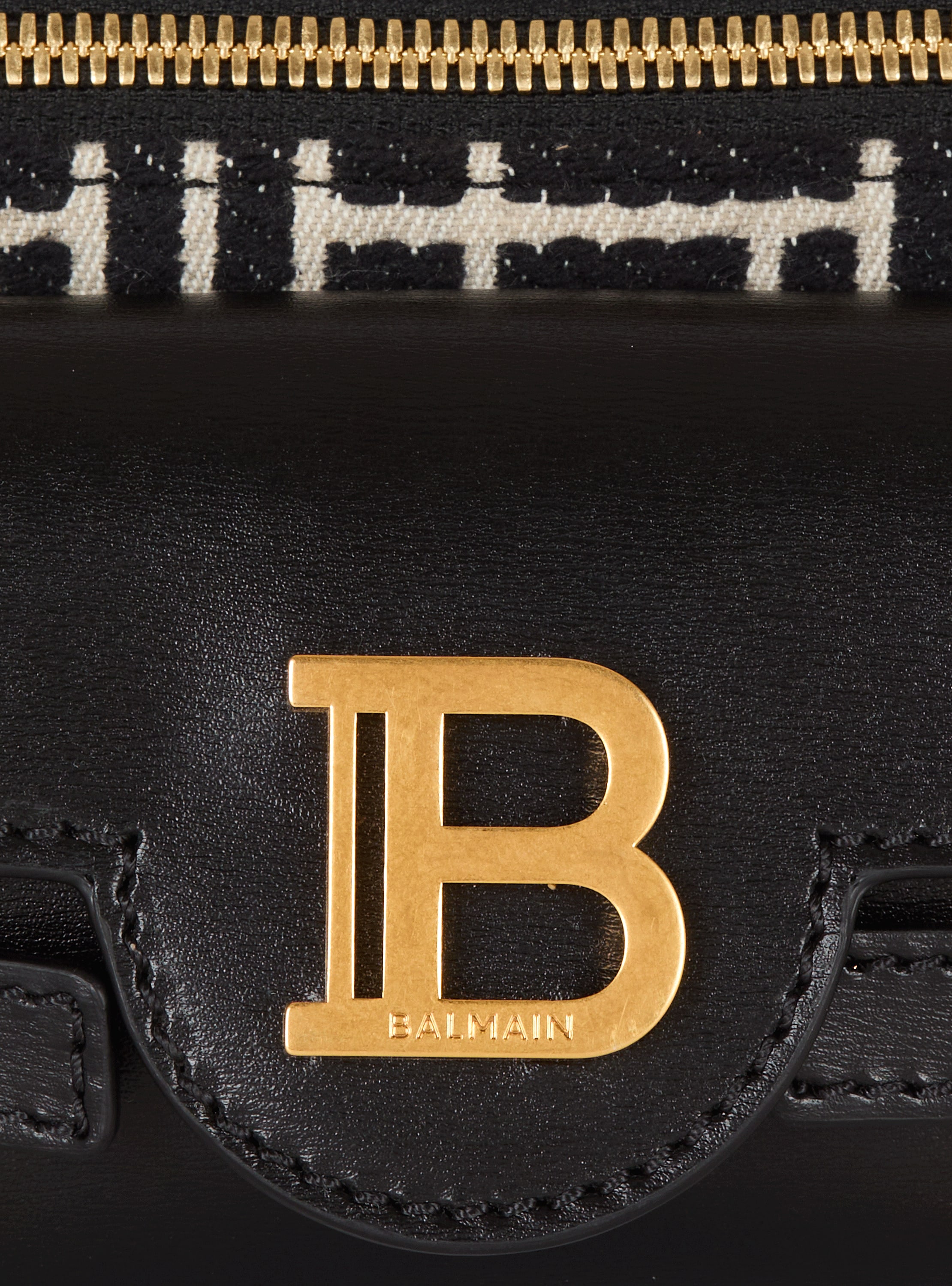 B-Buzz Vanity in Monogram Jacquard