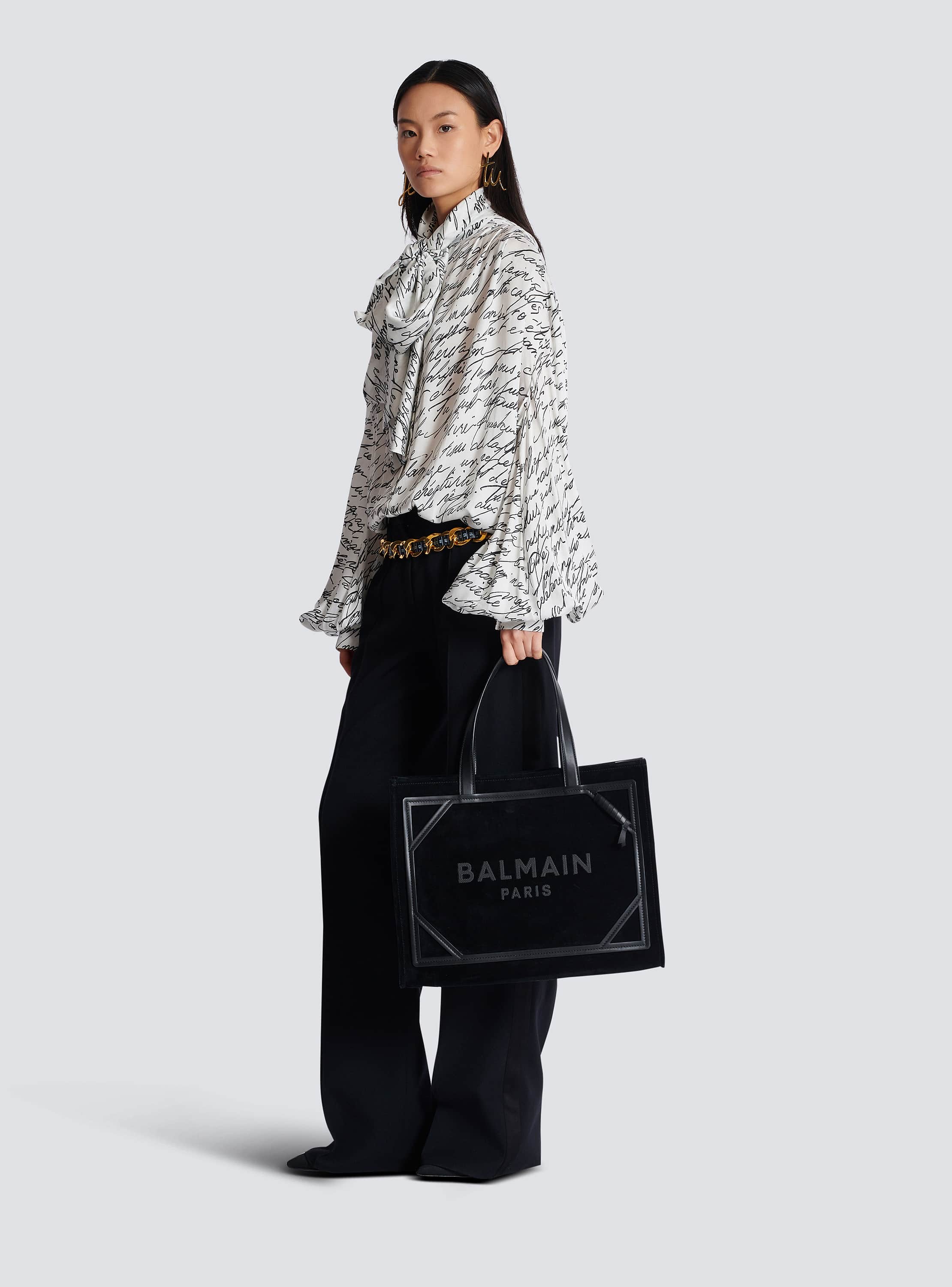 Balmain☆VIP価格 ミディアム B-アーミー トートバッグ Medium suede B-Army tote bag black black - Women | BALMAIN