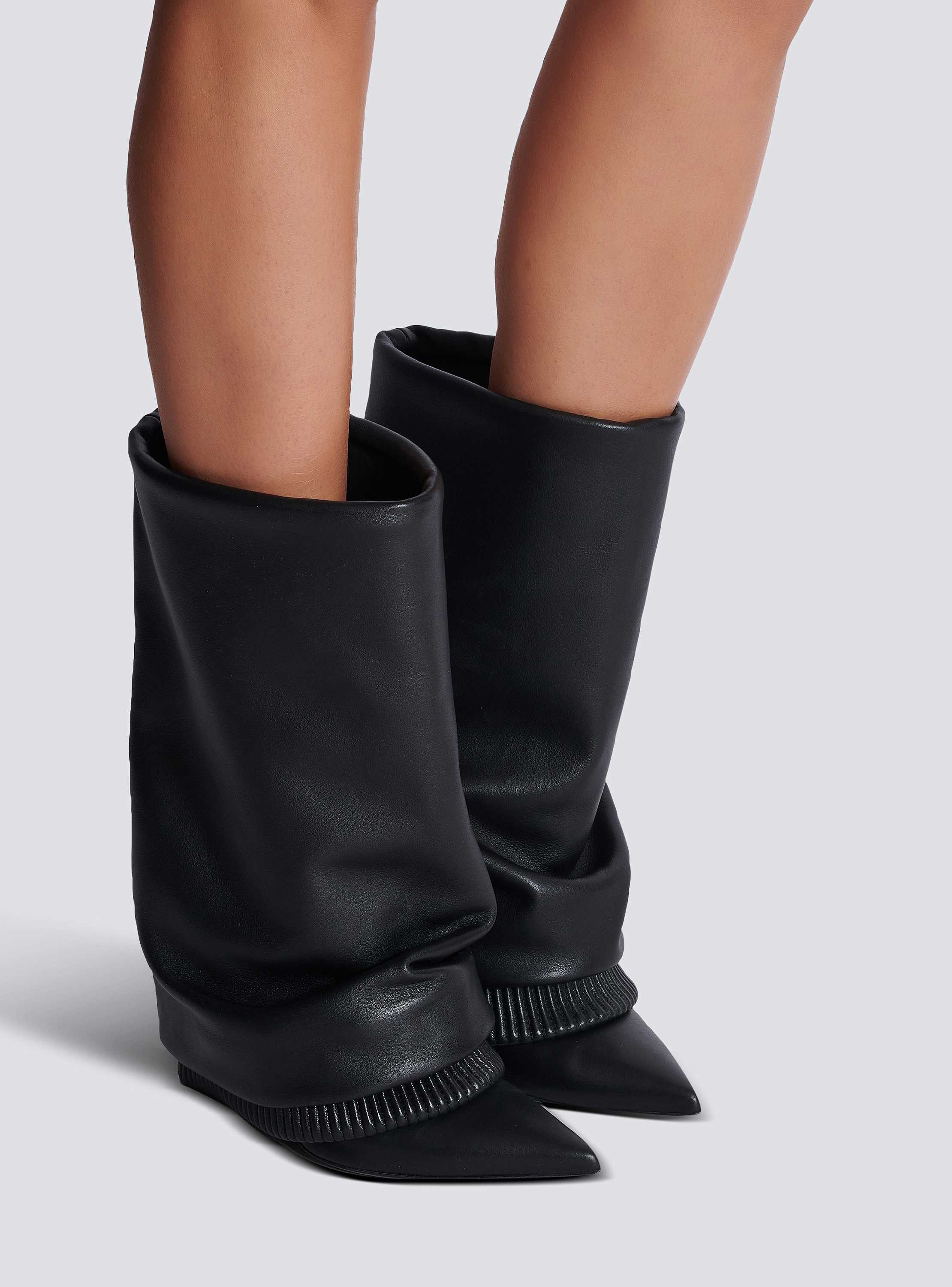 Calfskin trouser boots