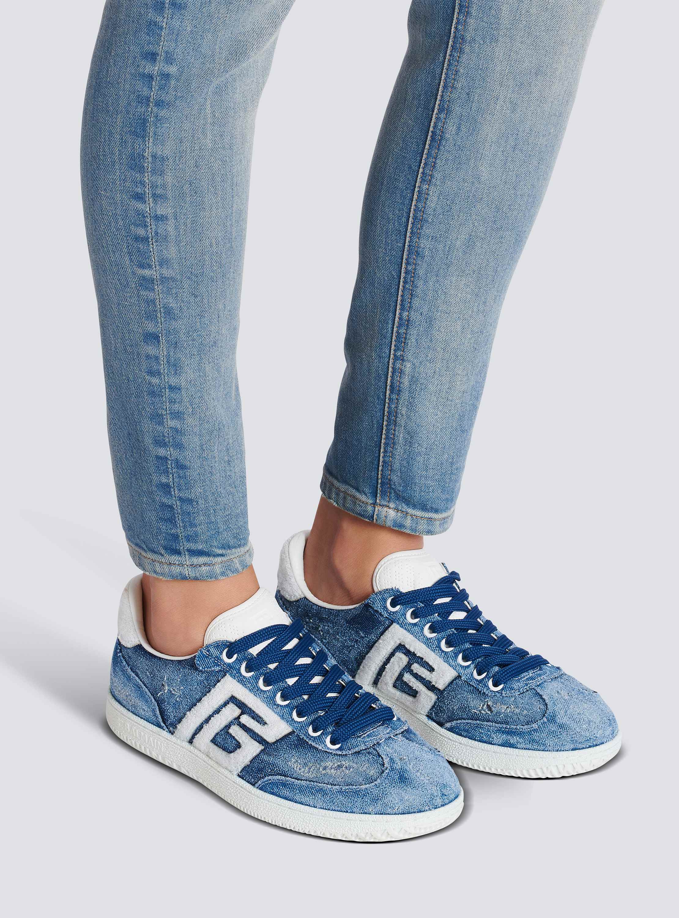 【関税込み】Balmain ブルー Swan デニム スニーカー Denim Balmain Swan trainers - Women | BALMAIN