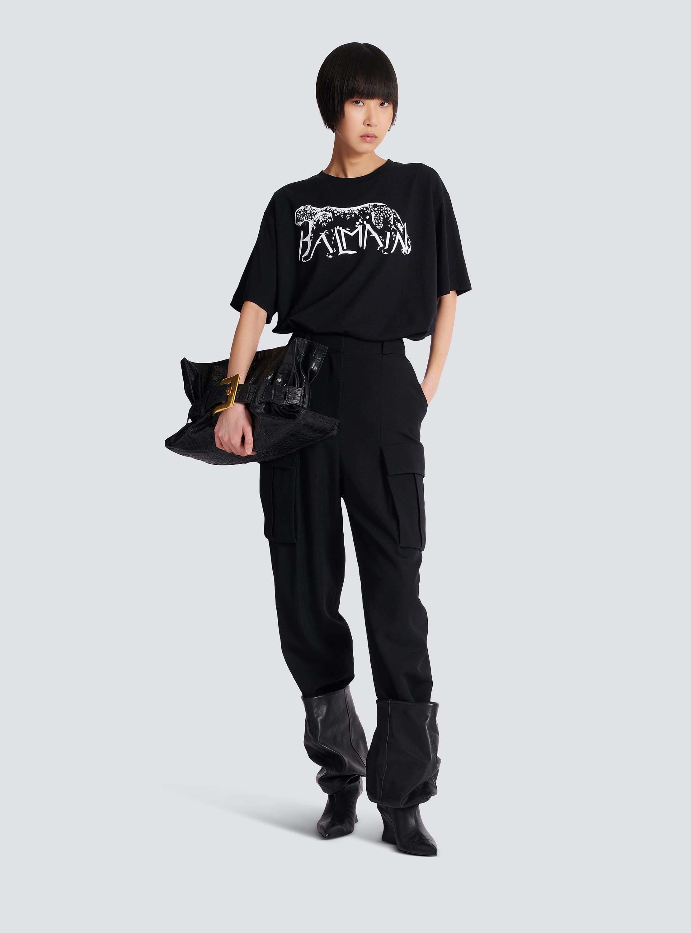 T-shirt with leopard print