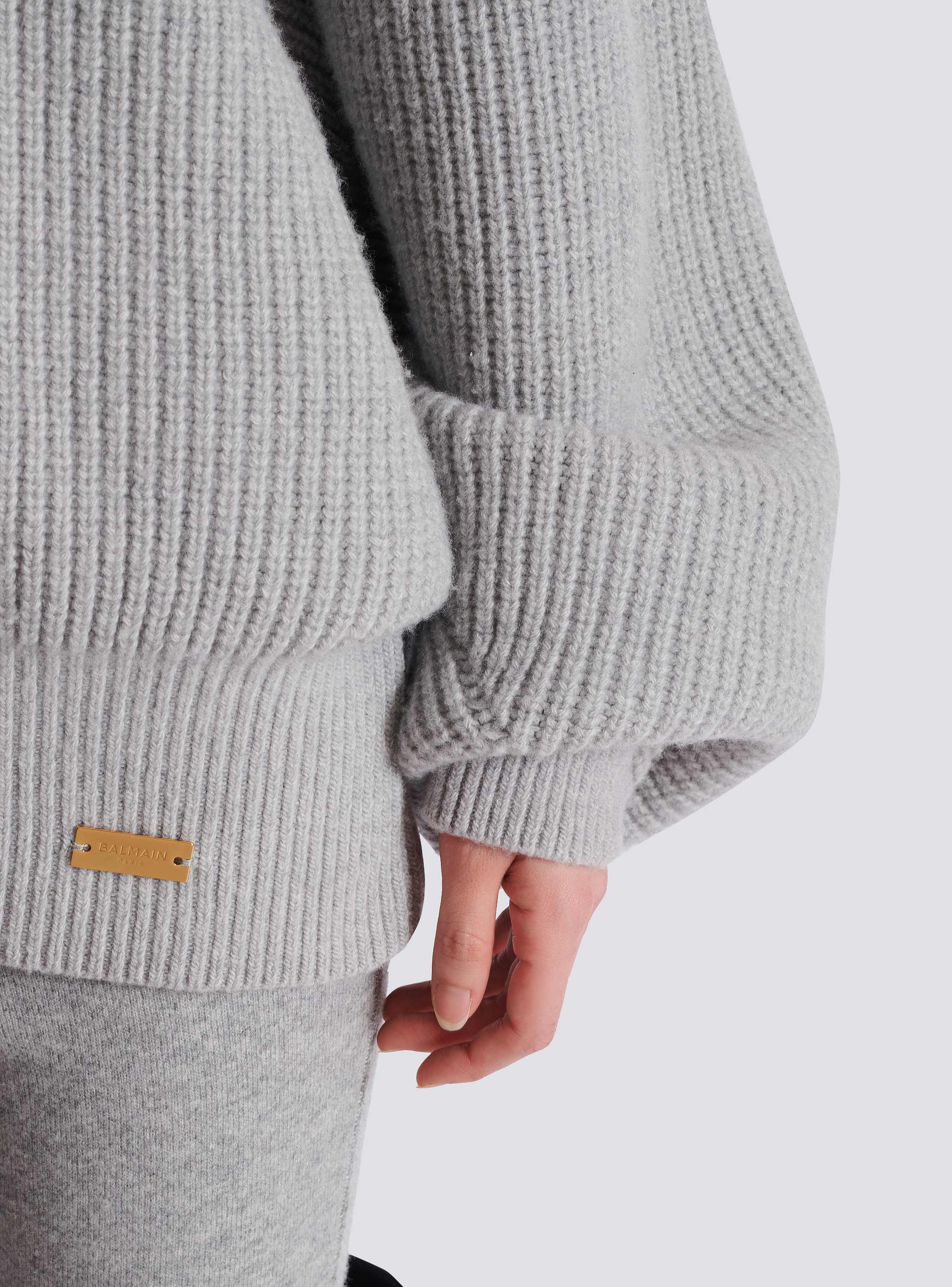 High-neck ribbed knit jumper