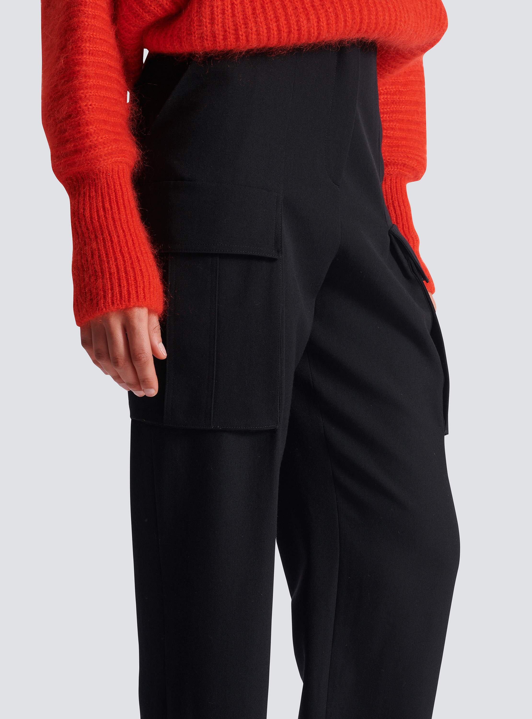 Cargo pants in grain de poudre wool