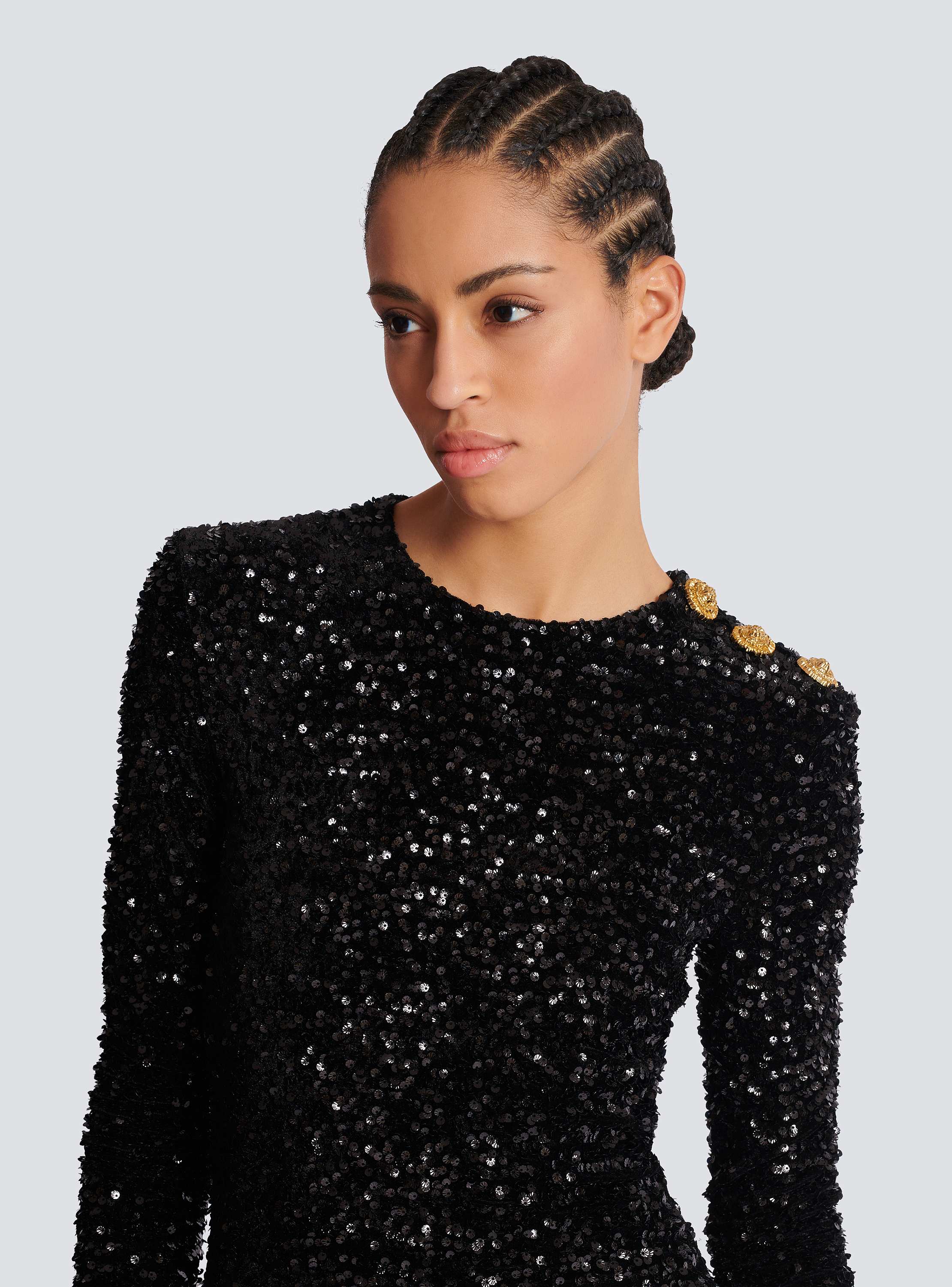 Robe courte drap&eacute;e &agrave; paillettes et velours