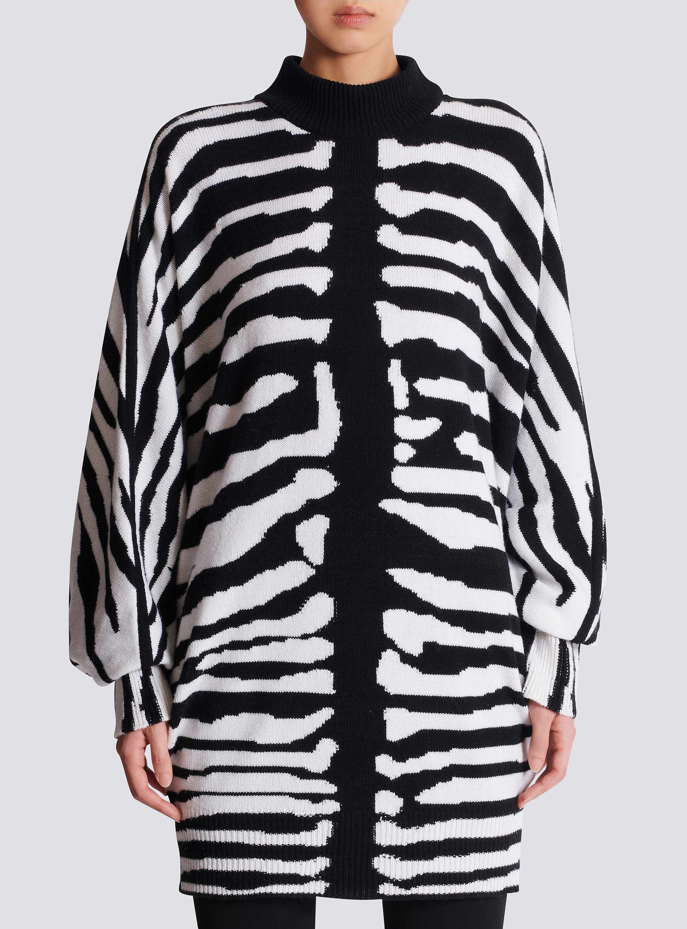 Knit dress with zebra intarsia 