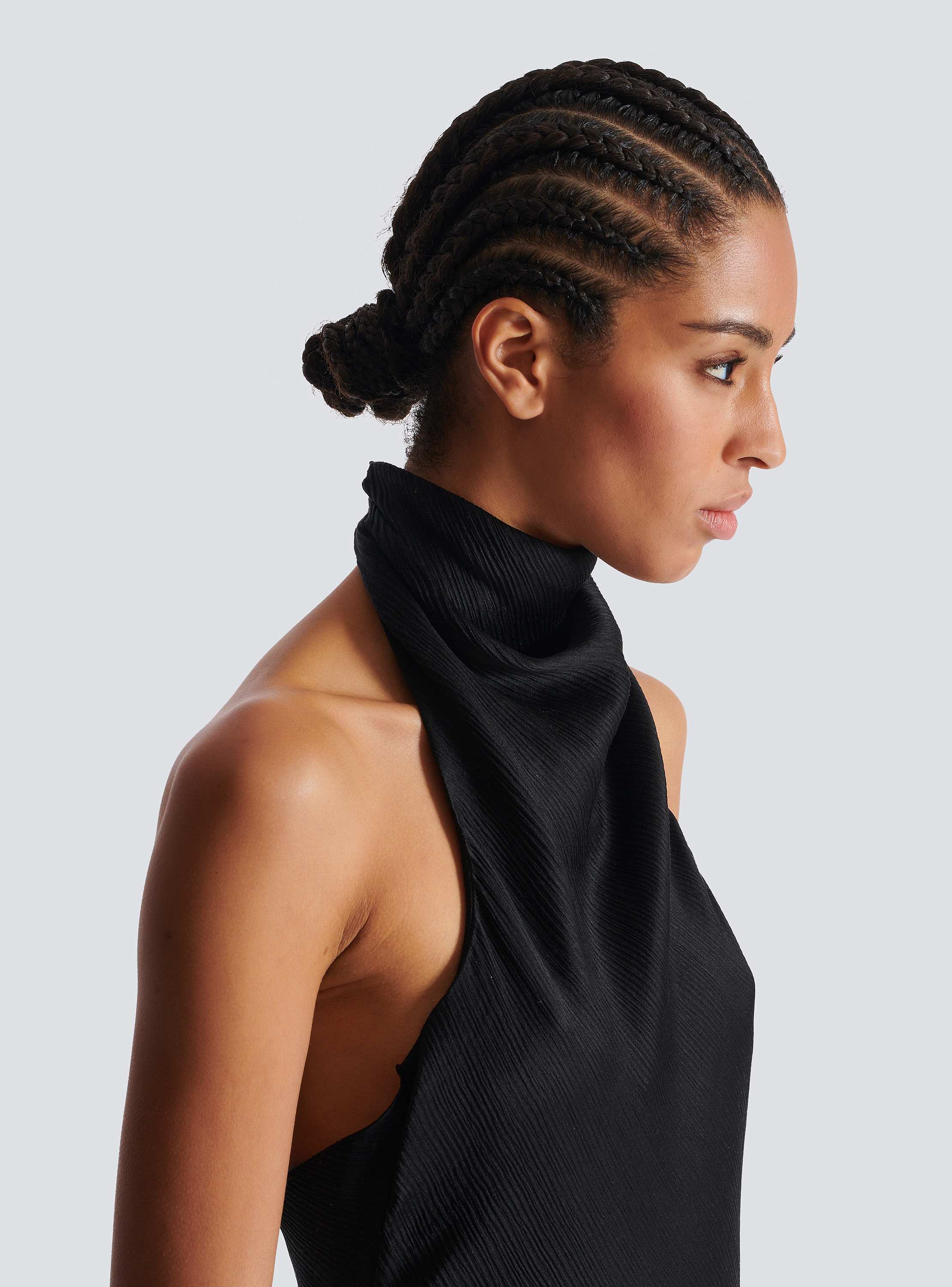 サテンクレポン製 オープンバックトップス