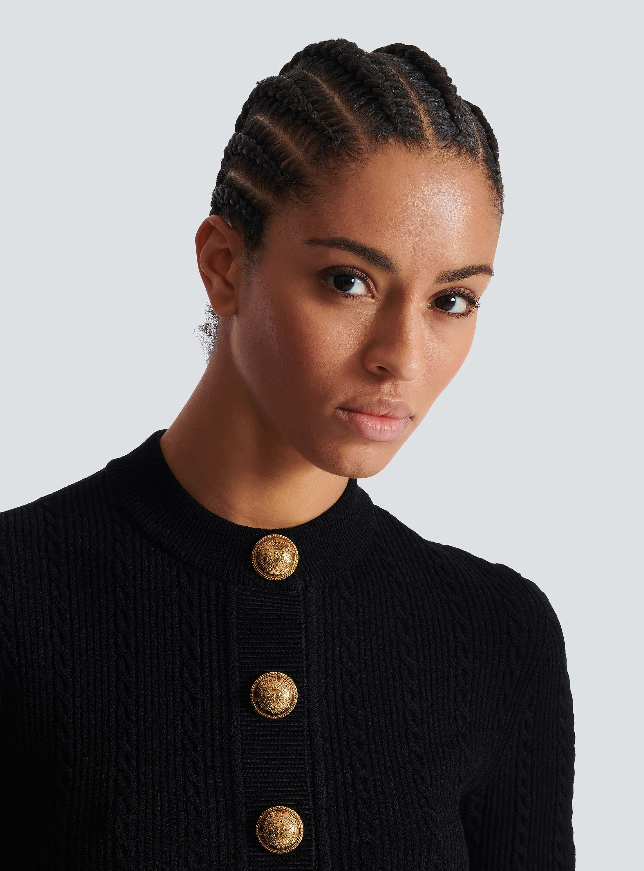 Ss Buttoned Torsade Knit Cardigan