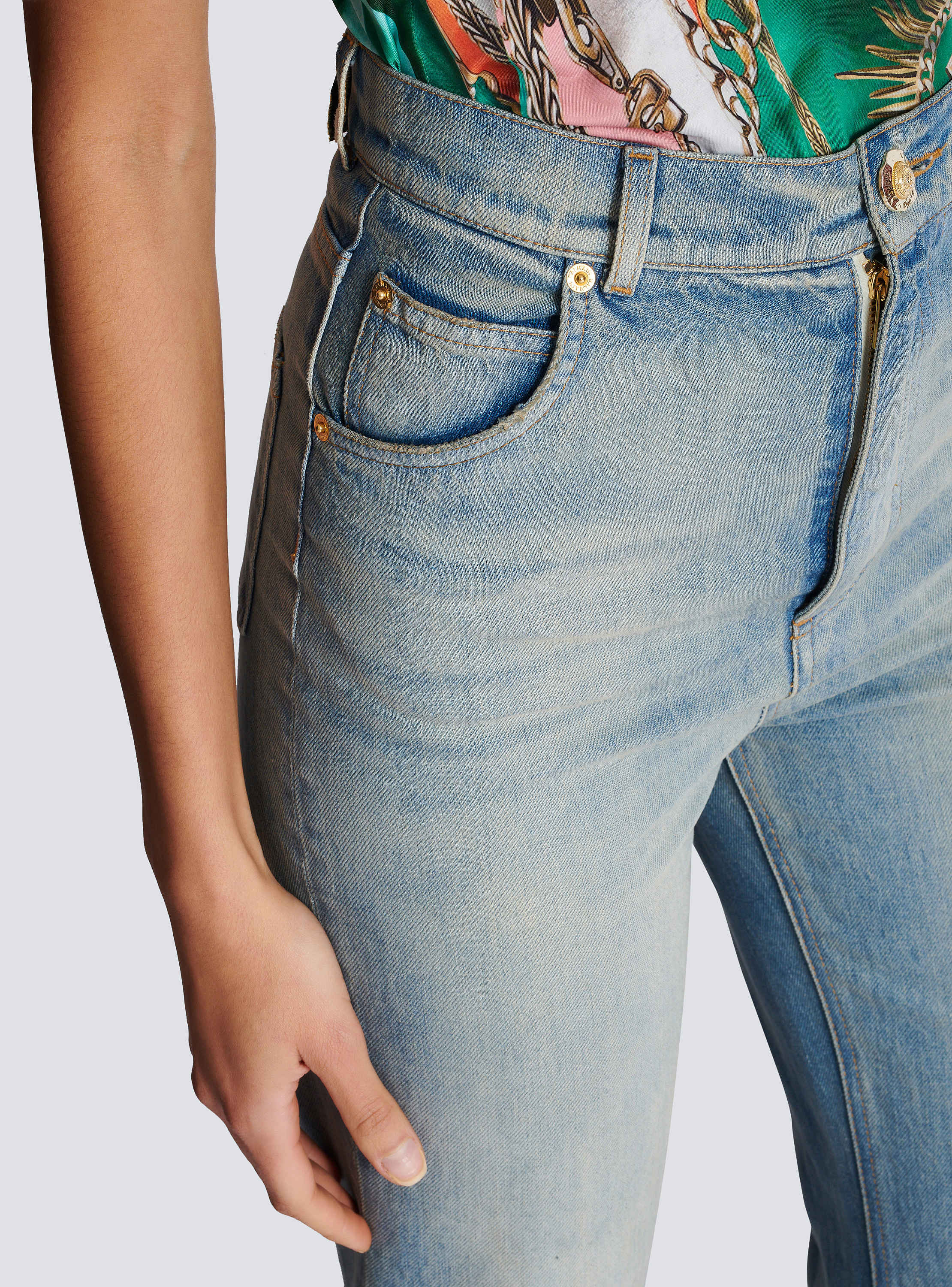 【送料&関税込】Balmain Flare Fit Jeans Flared-fit denim jeans - Women | BALMAIN