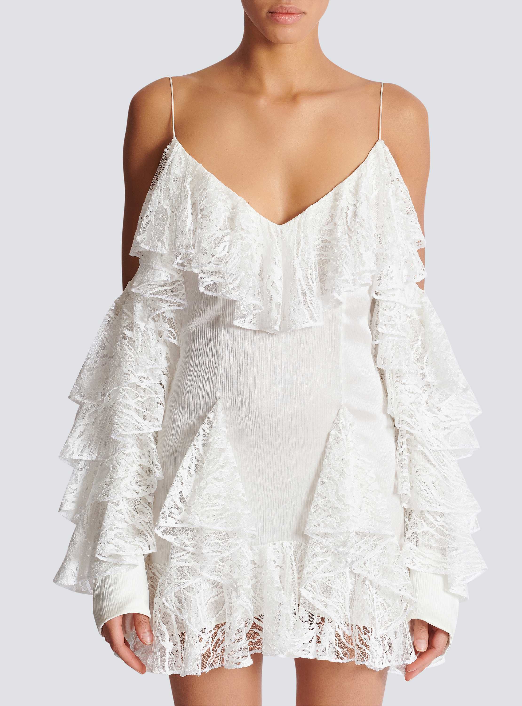 Flowing dress with lace ruffles