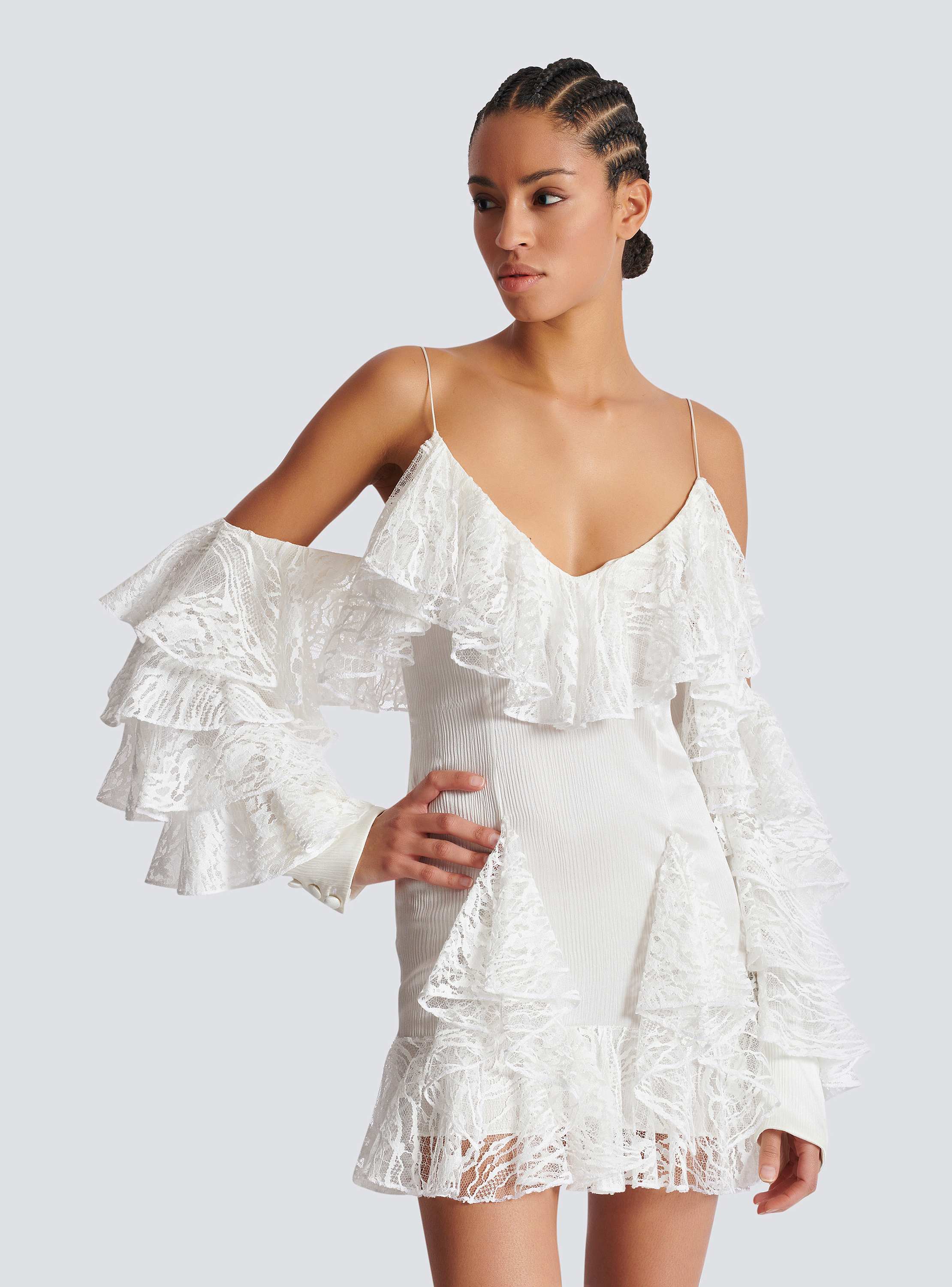 Flowing dress with lace ruffles