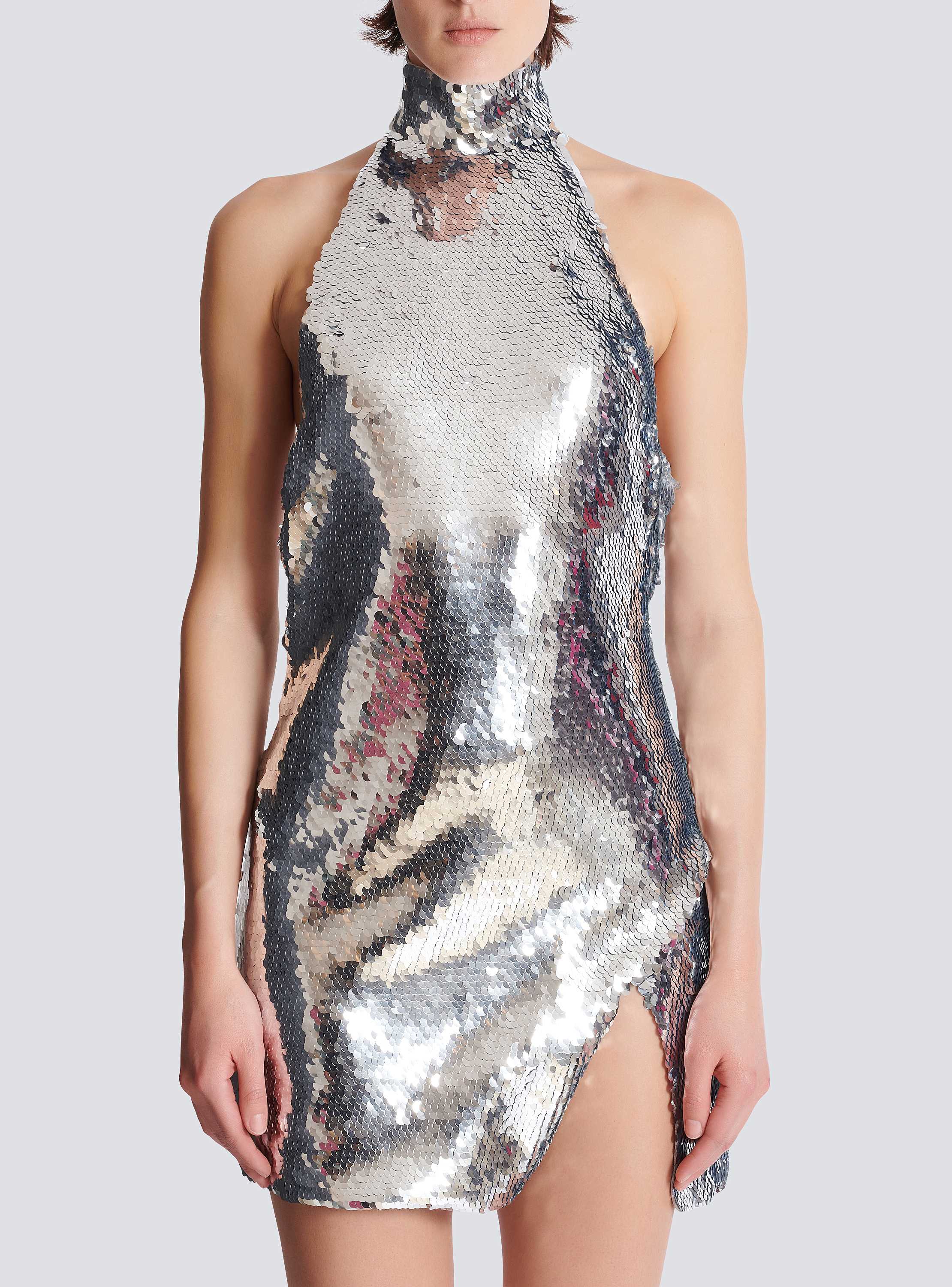 Short sequinned halterneck dress