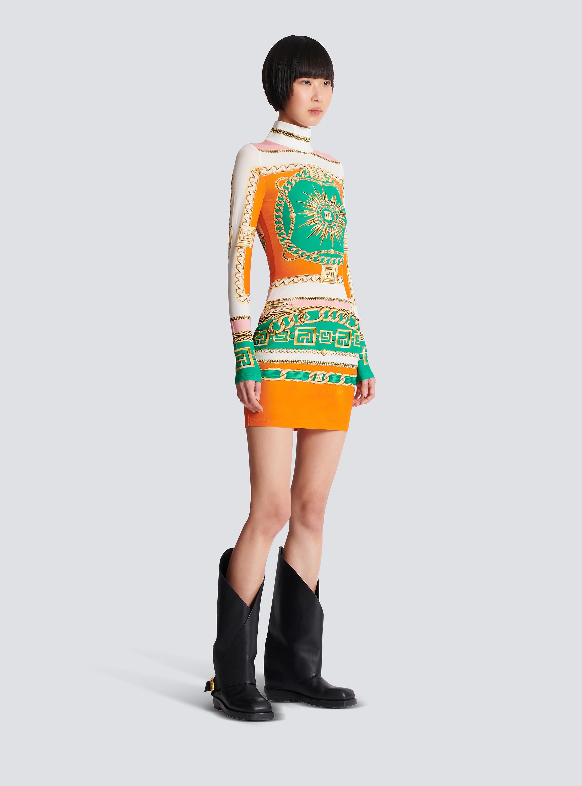 Short printed bodycon dress with Balmain Foulard pattern