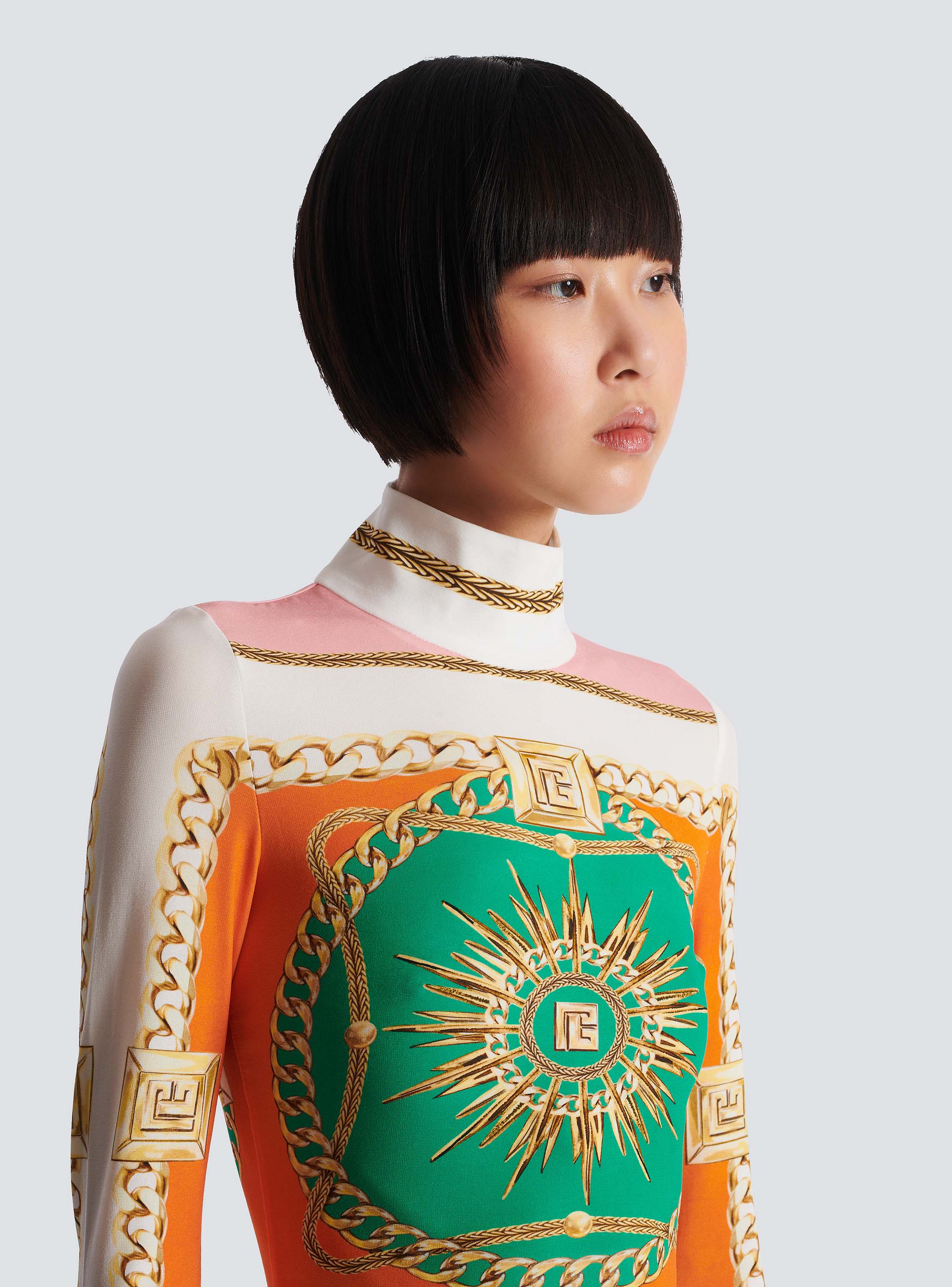 Short printed bodycon dress with Balmain Foulard pattern