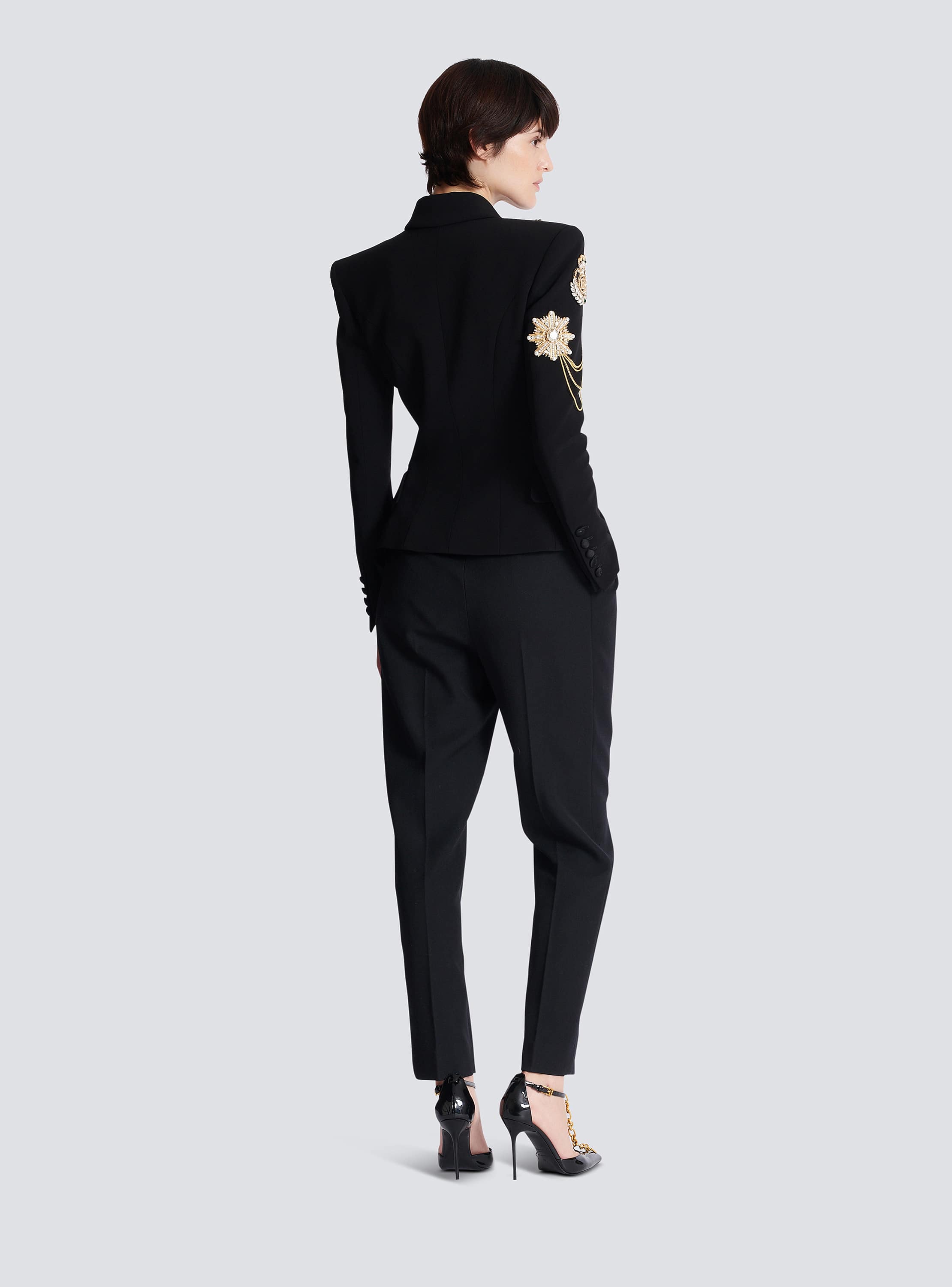アウターその他 BALMAIN Women Outer FF1SI056 PD19 EAH Black Crepe 6-button jacket with embroidered patches black black