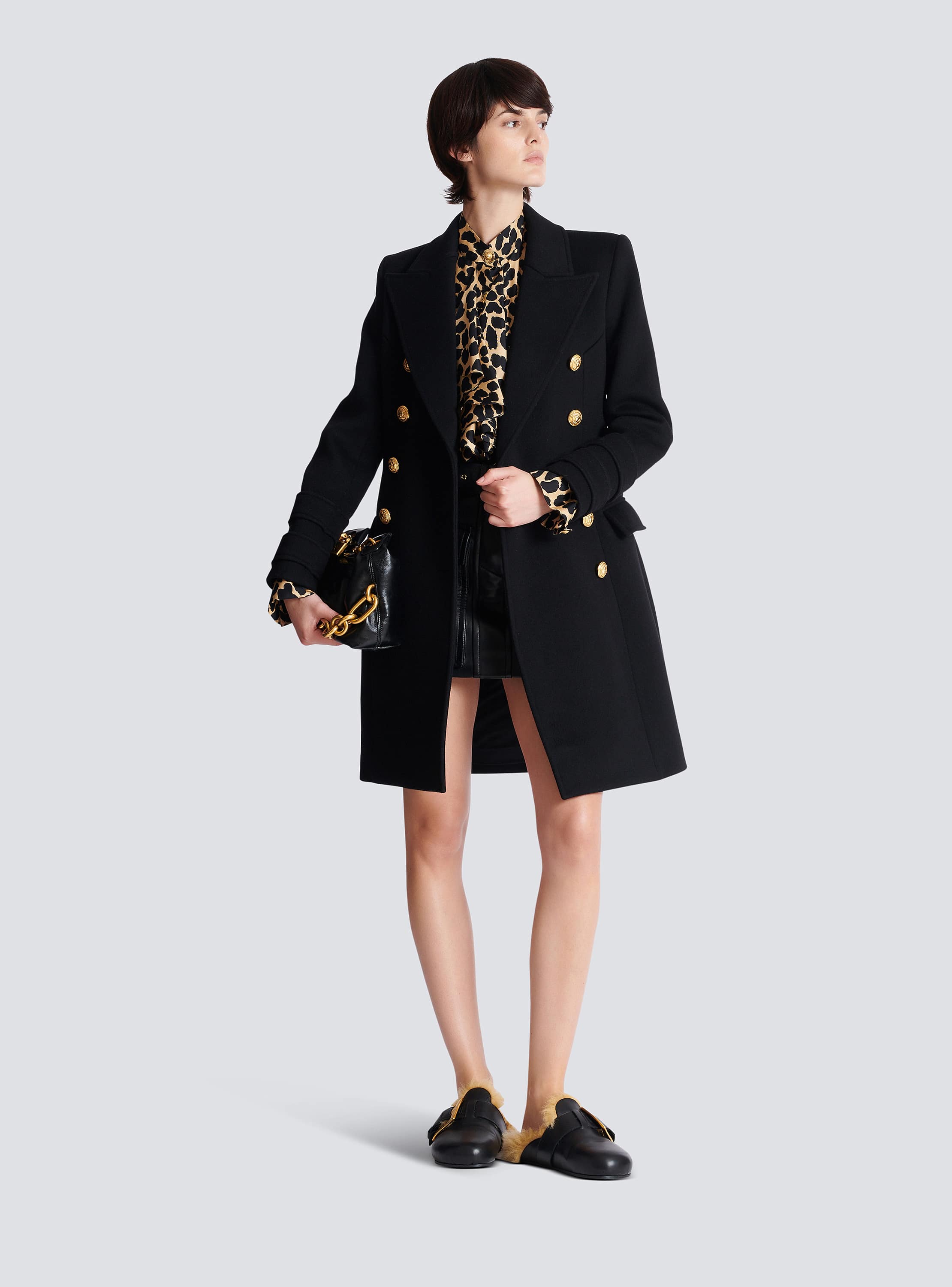 10-button wool and cashmere coat