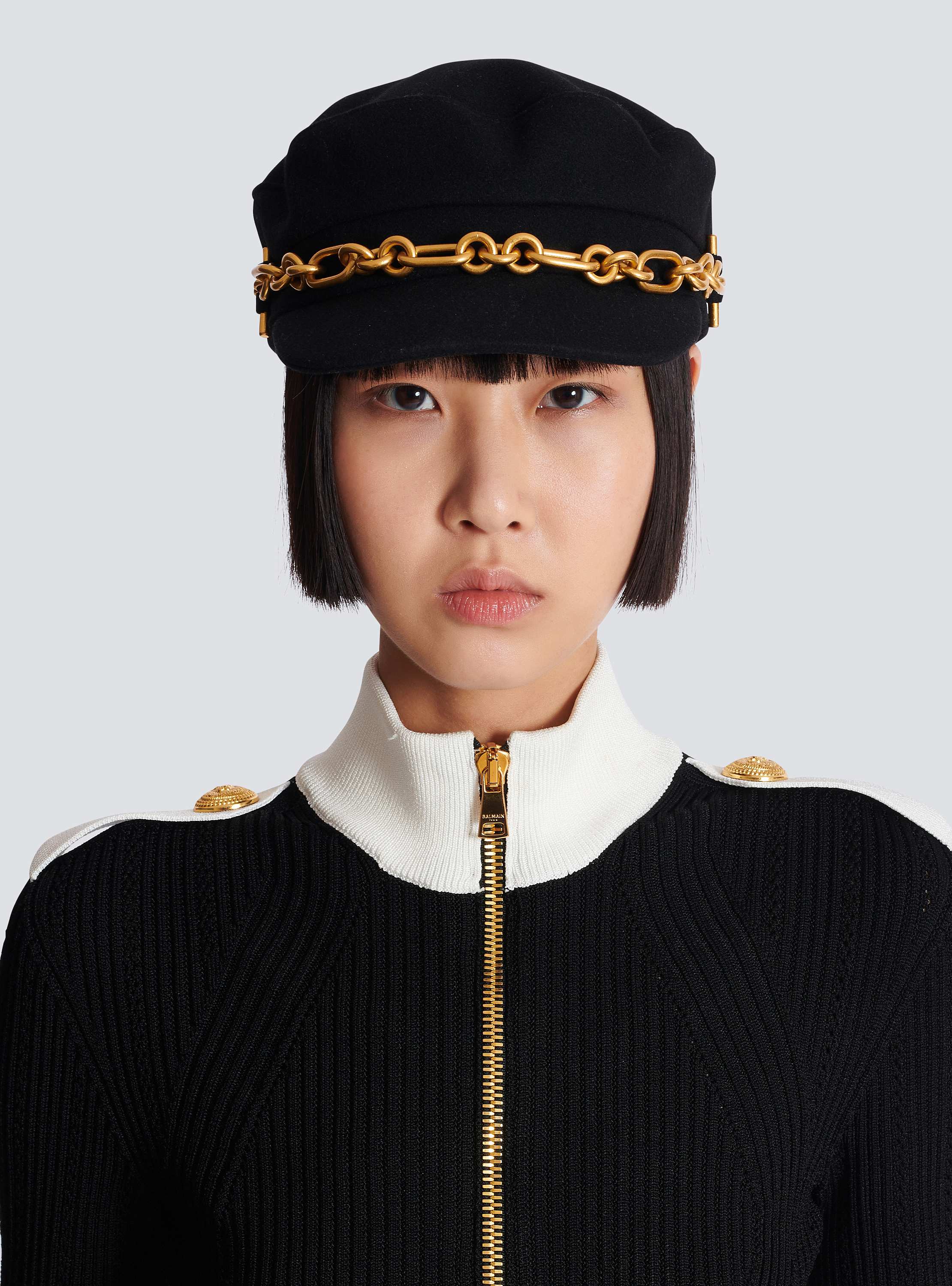 Brandebourg wool cap