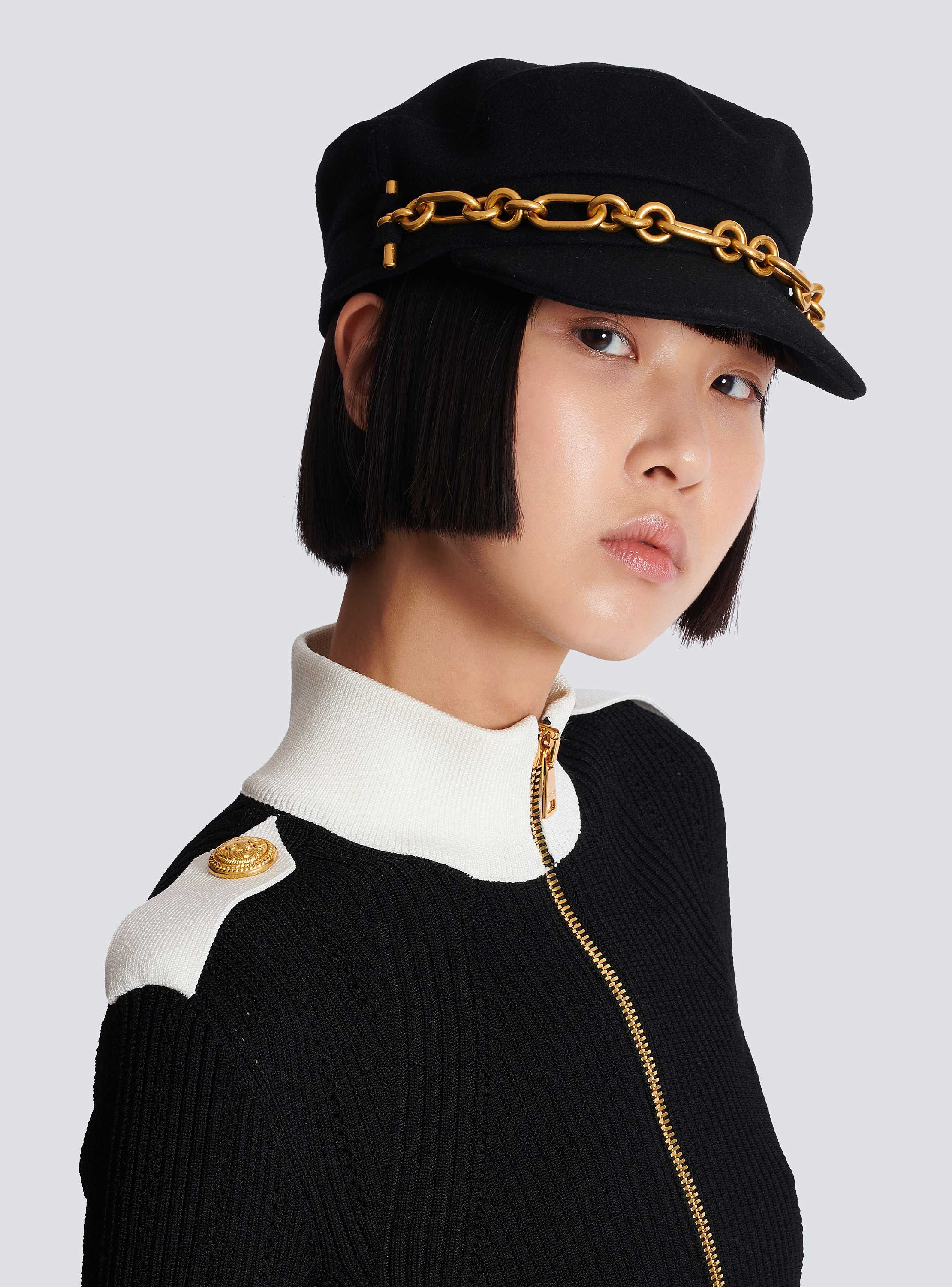 Brandebourg wool cap