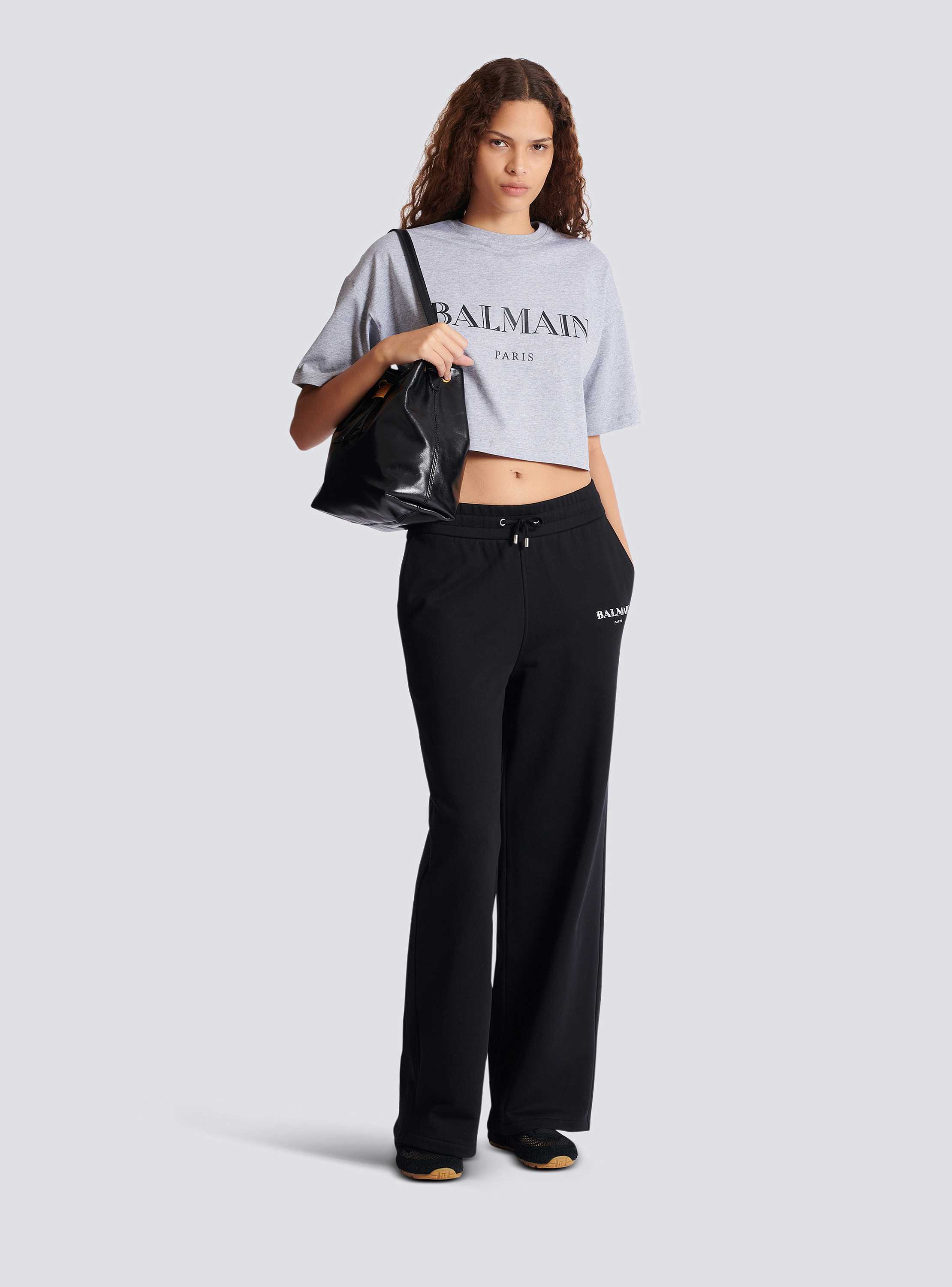 BALMAIN スリムフィットパンツ ブラック 34 BALMAIN - 【ラスト1点】BH1 PANTS JOGGING PANTS LOGO