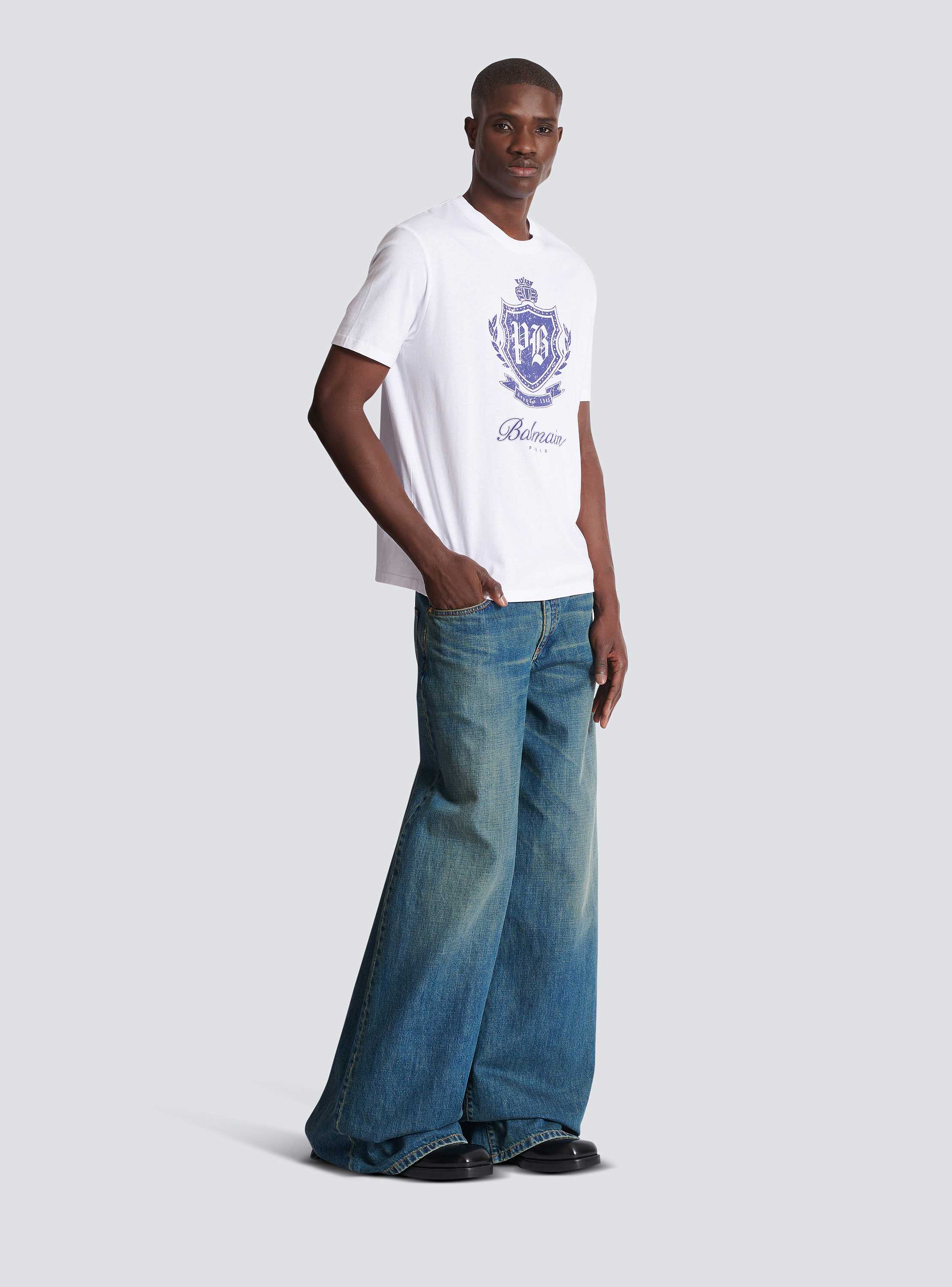 Short-sleeved T-shirt with College Emblem print