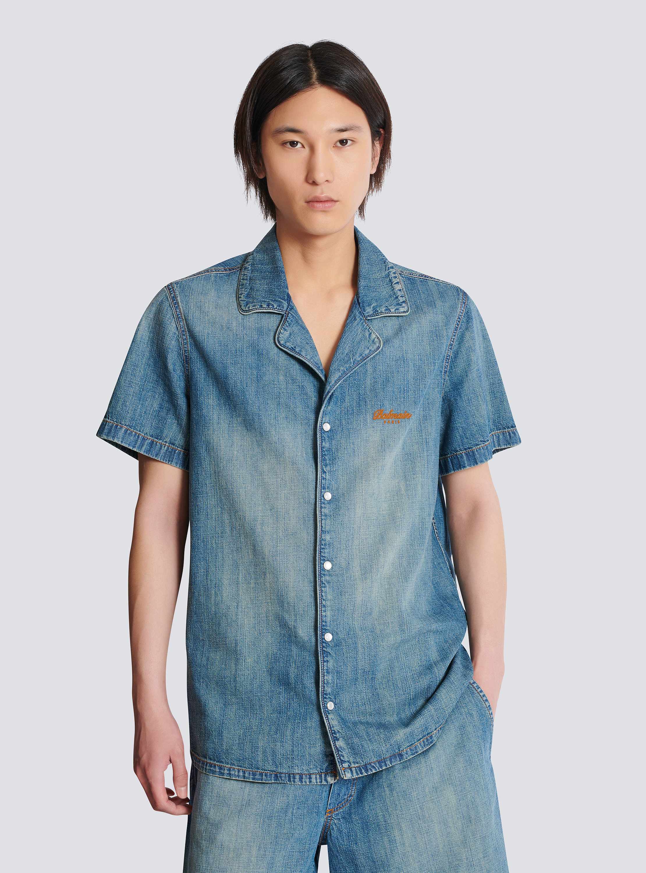 Short-sleeved pyjama shirt in faded denim