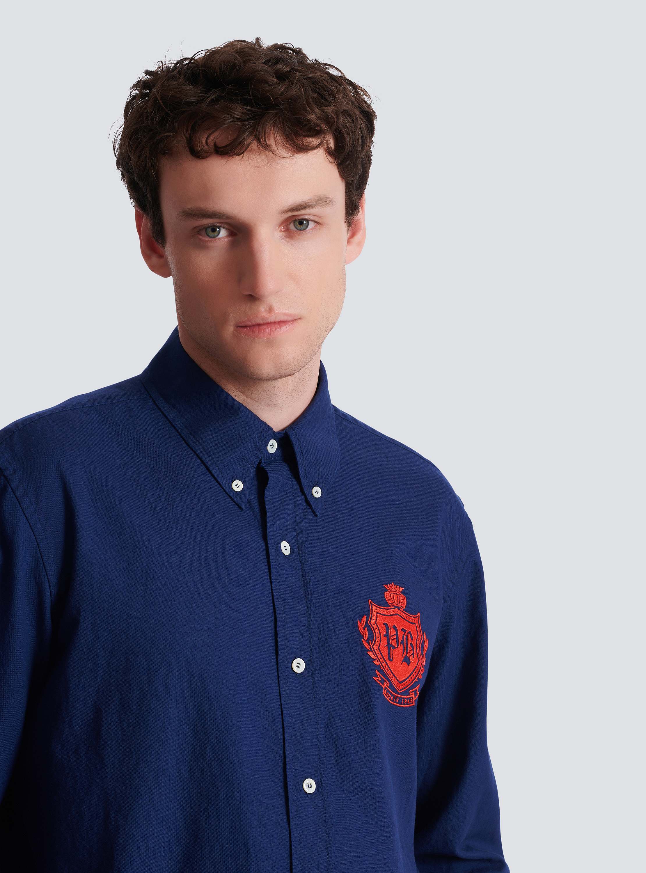 College Emblem shirt in Oxford cotton