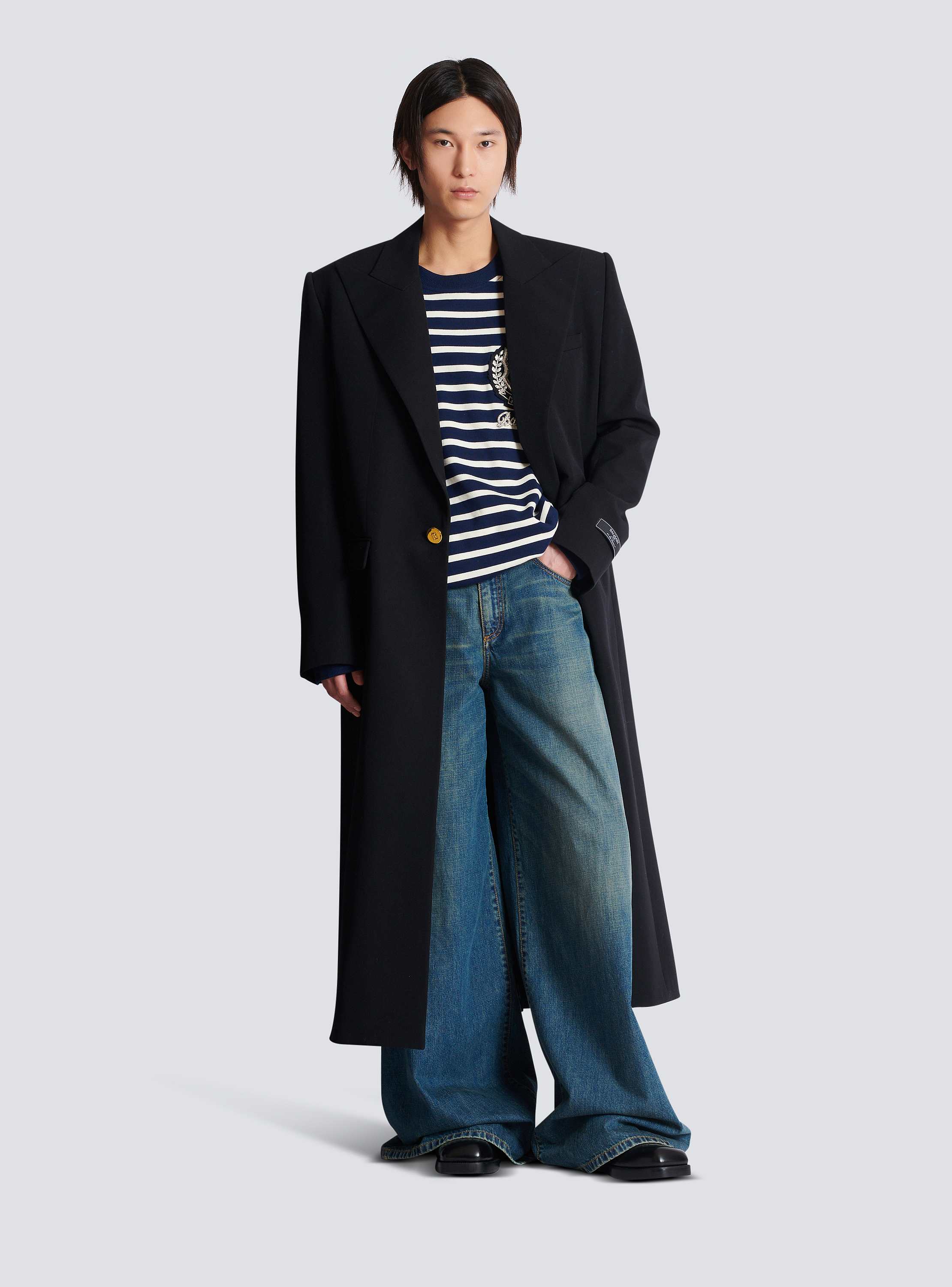 Long coat in grain de poudre wool