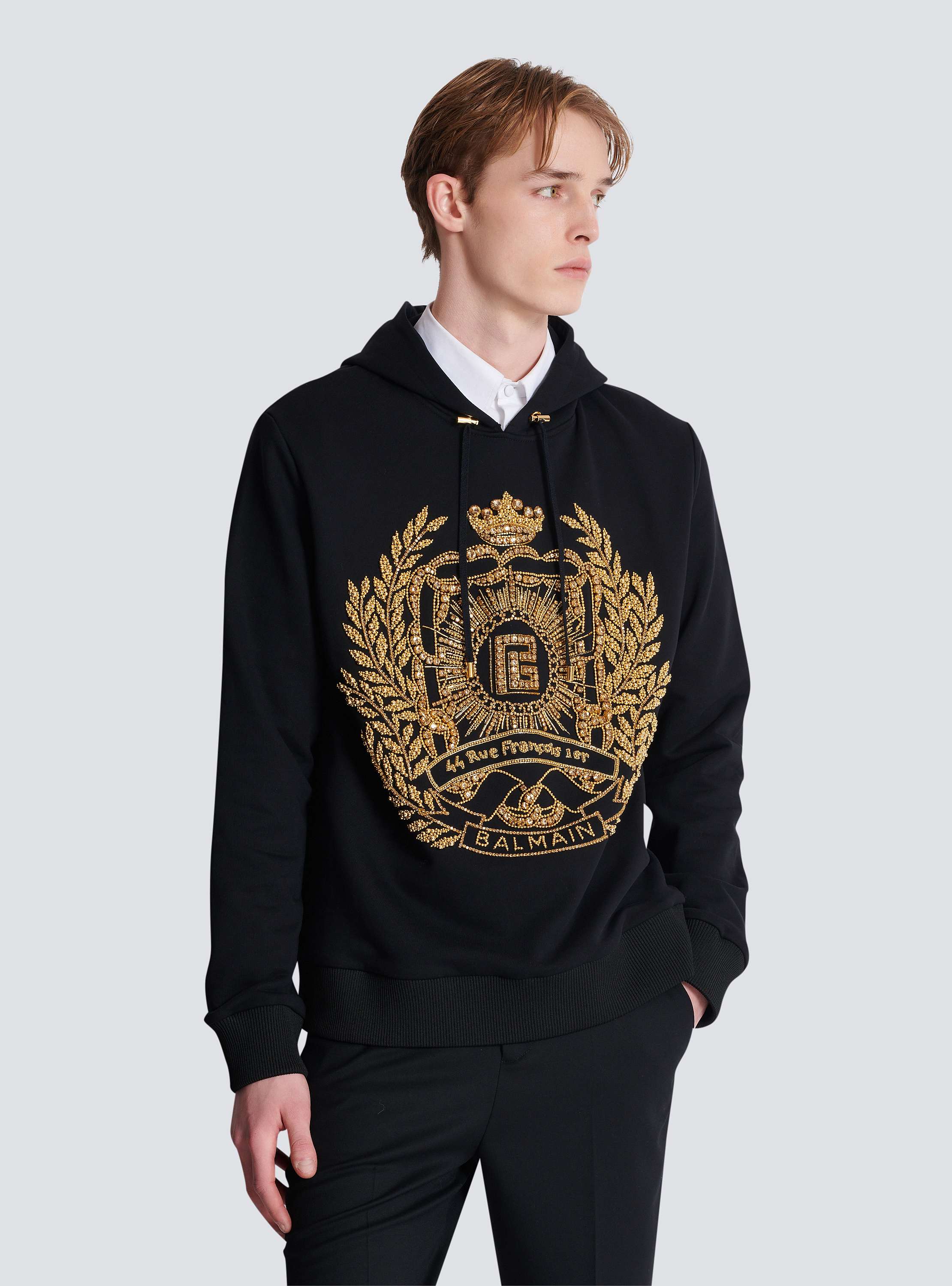 Balmain Écusson embroidered hoodie black - Men | BALMAIN
