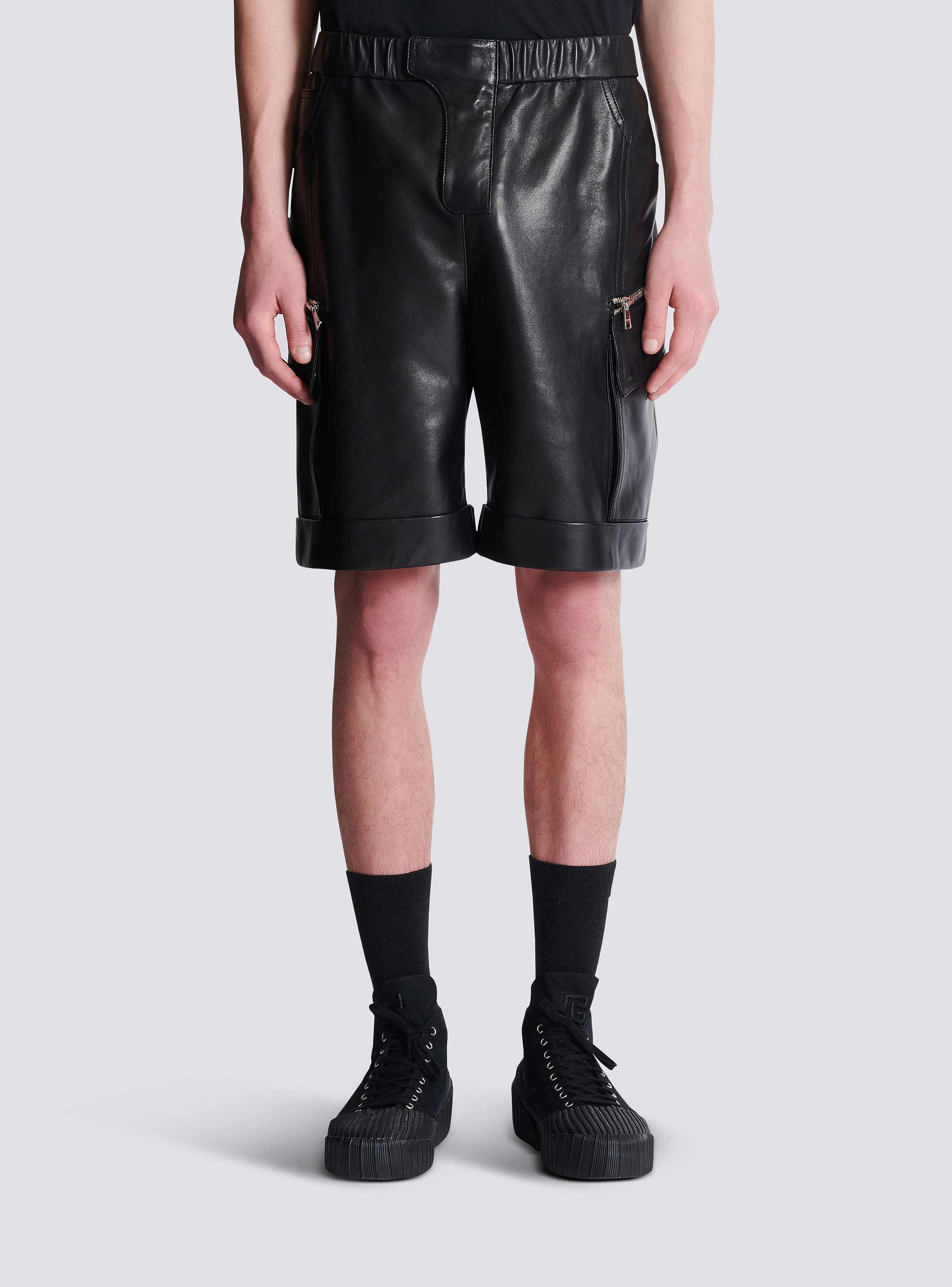 【送料&関税込】Balmain Leather Shorts Leather cargo Bermuda shorts - Men | BALMAIN