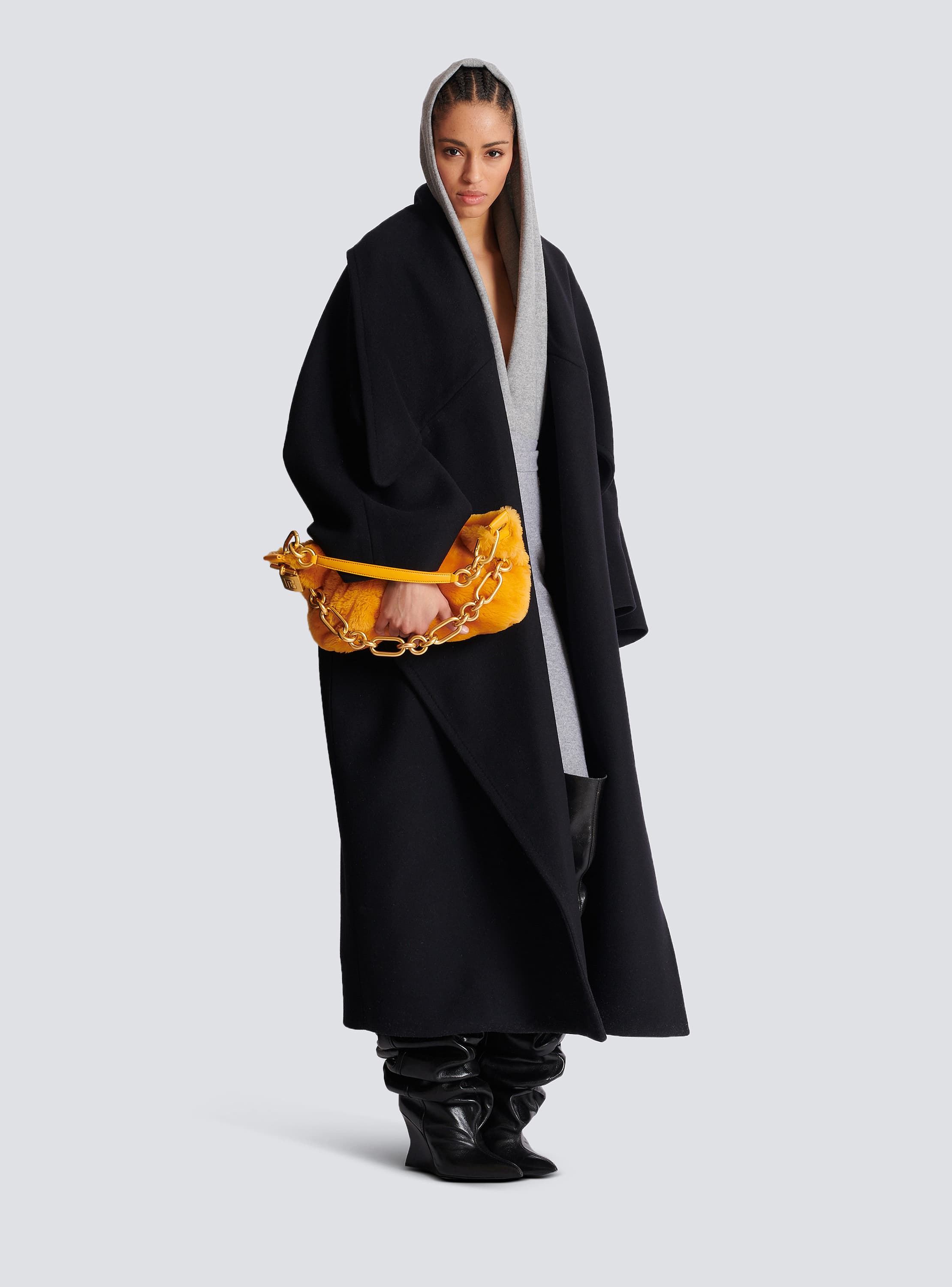 Medium Sync bag in shearling