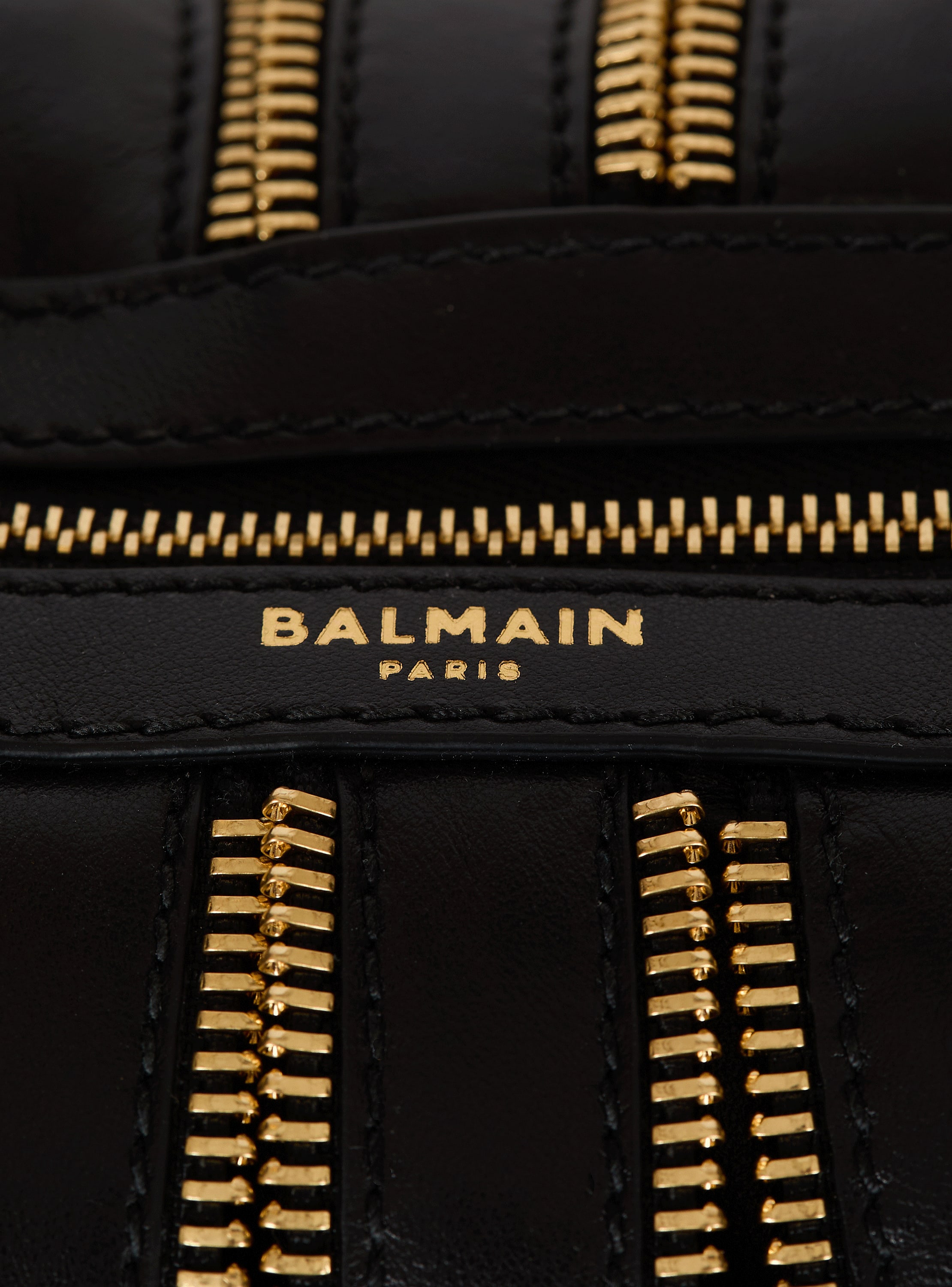 Medium Ebene Zips bag in calfskin leather 