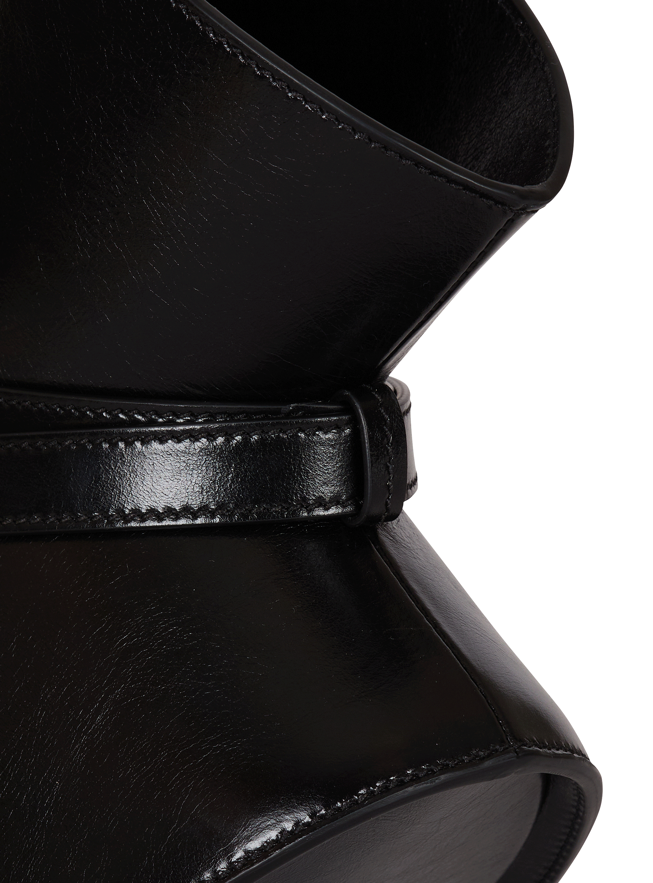 Medium Shuffle bag in calfskin leather