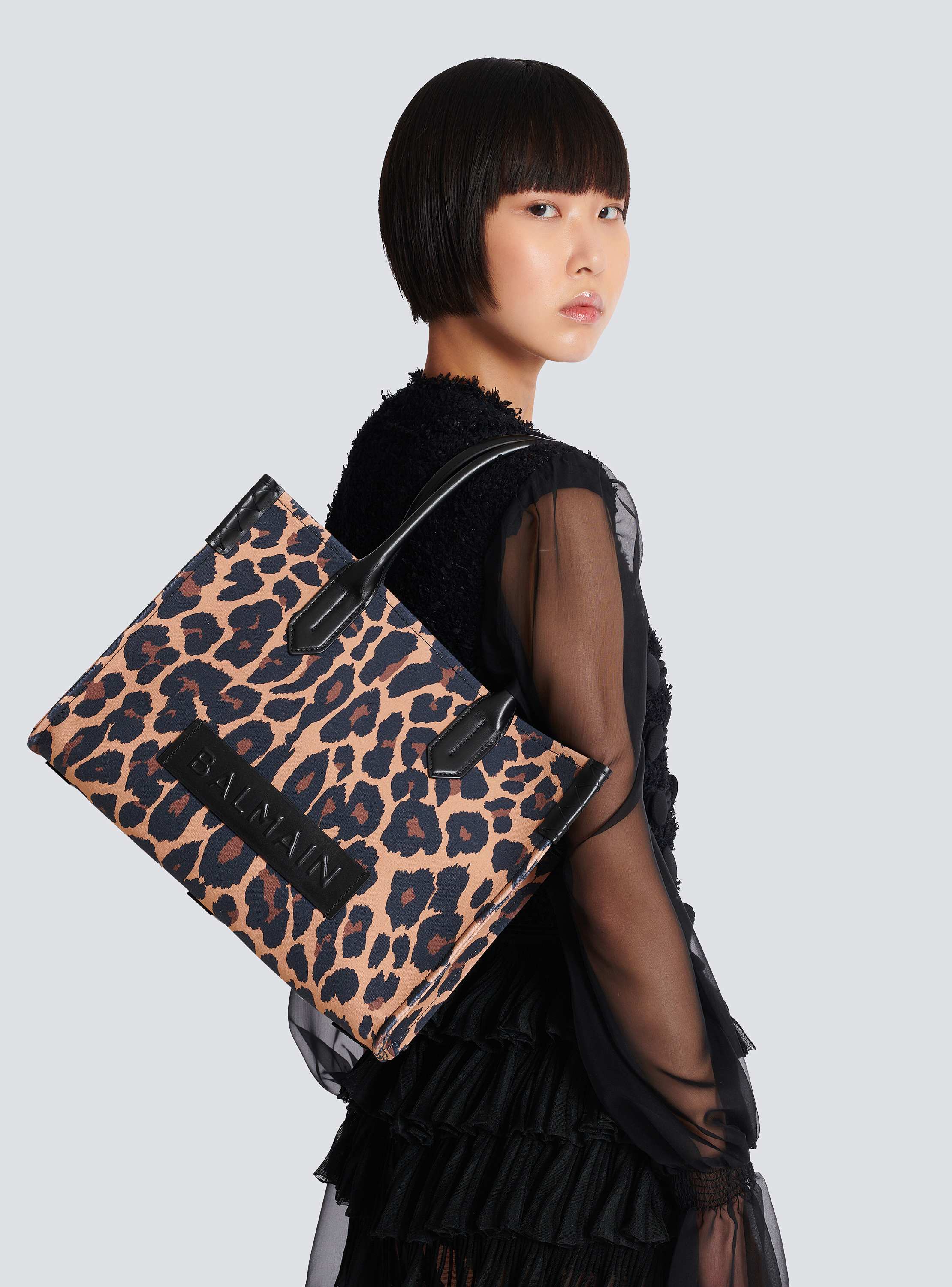 【関税＆送料込み】Balmain B-Army Shopper 36 Bag In Pb Laby B-Army 36 leopard print tote bag - Women | BALMAIN
