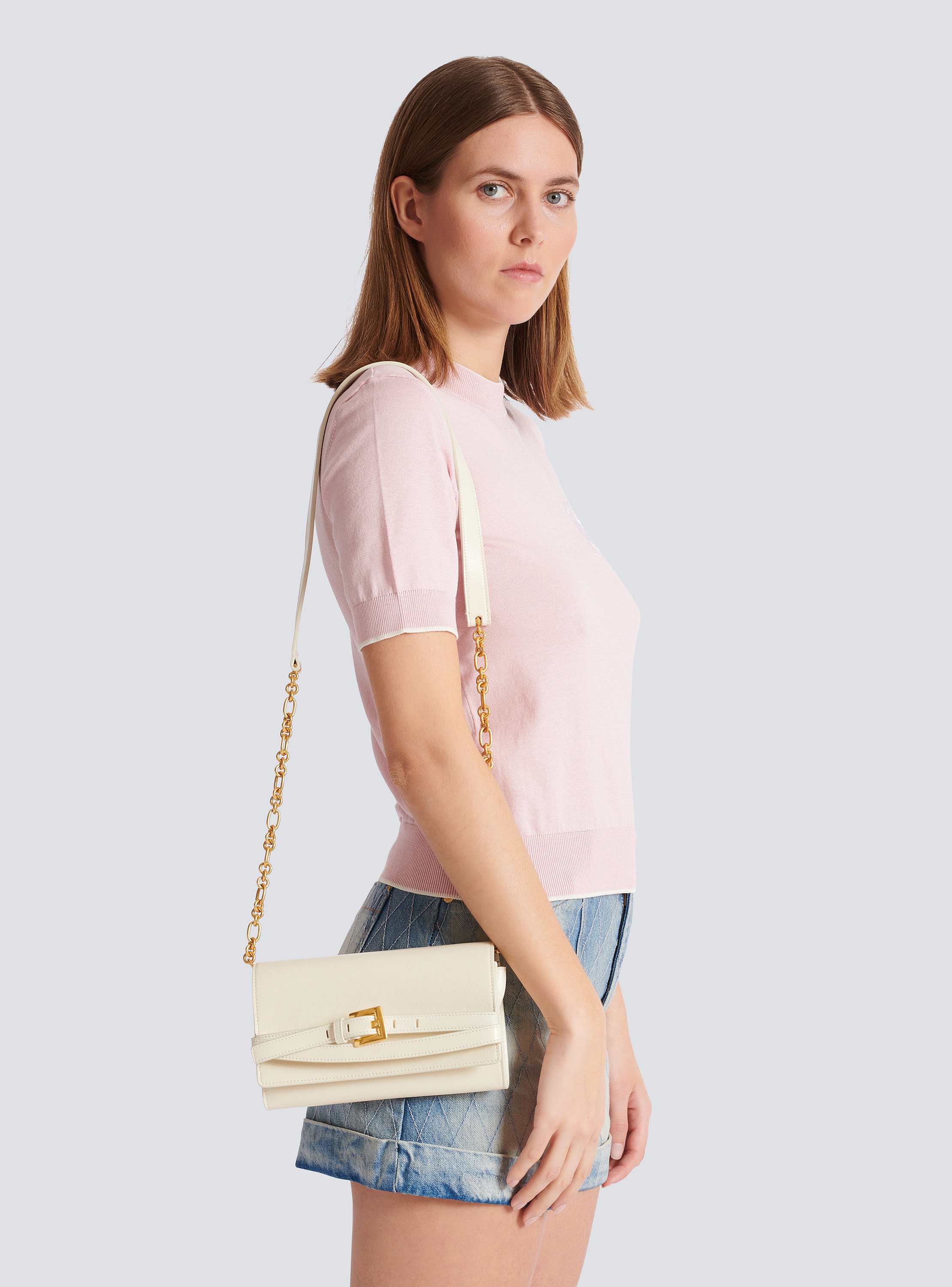 クリンクルレザー製 Shuffleチェーン付き ウォレット