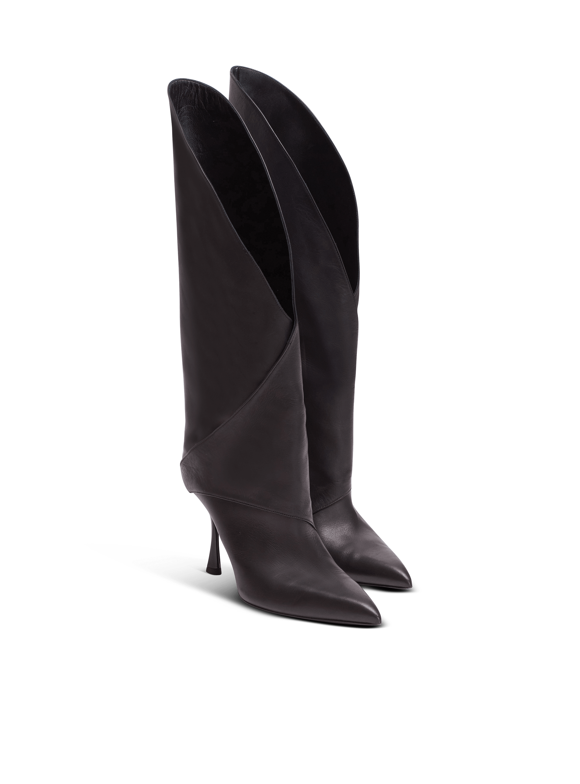 Twist heeled leather boots