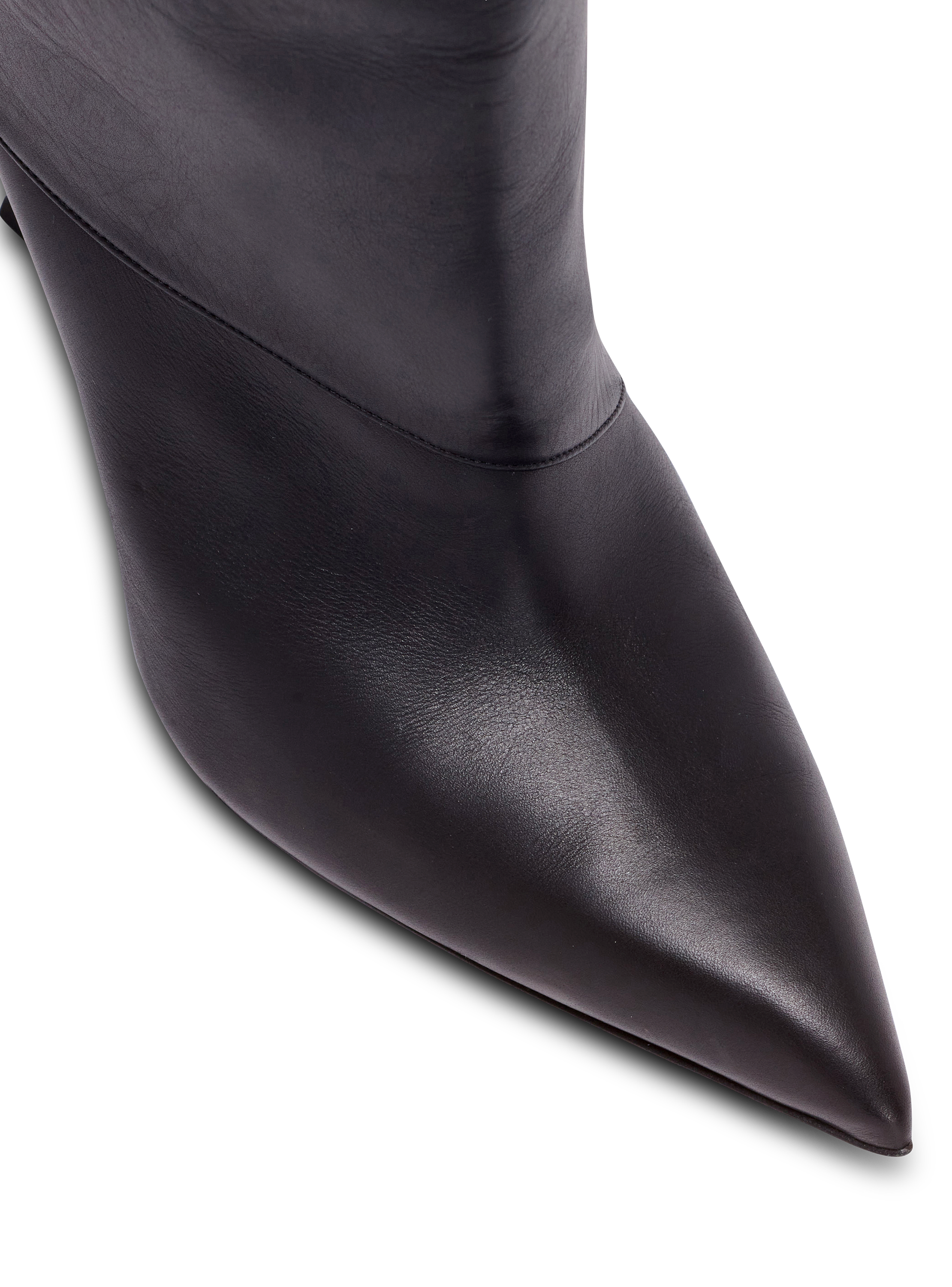 Twist heeled leather boots