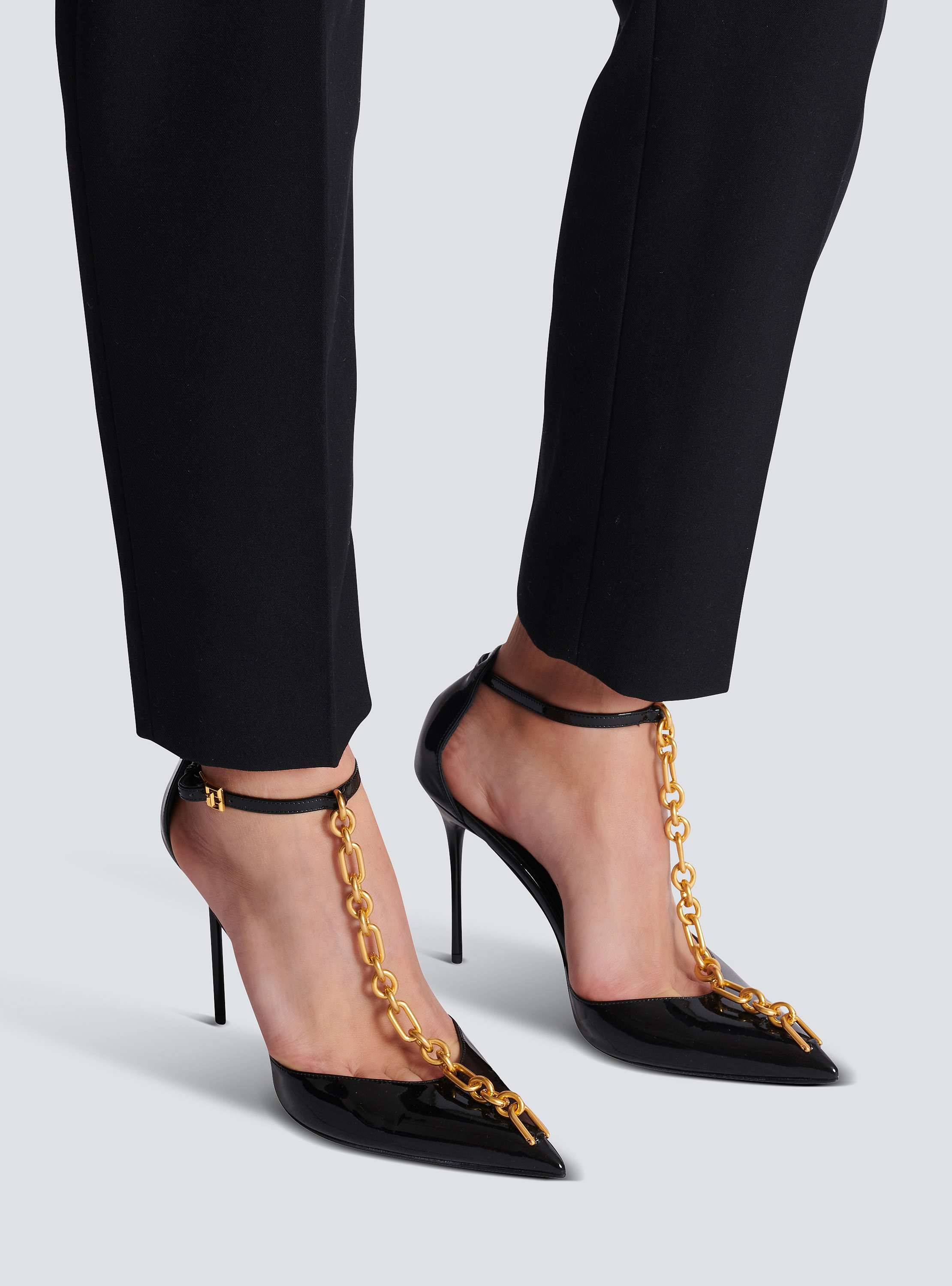 BALMAIN 37 ピンヒール Balmain Women Black Mules Slip on Sandals Heels Golden